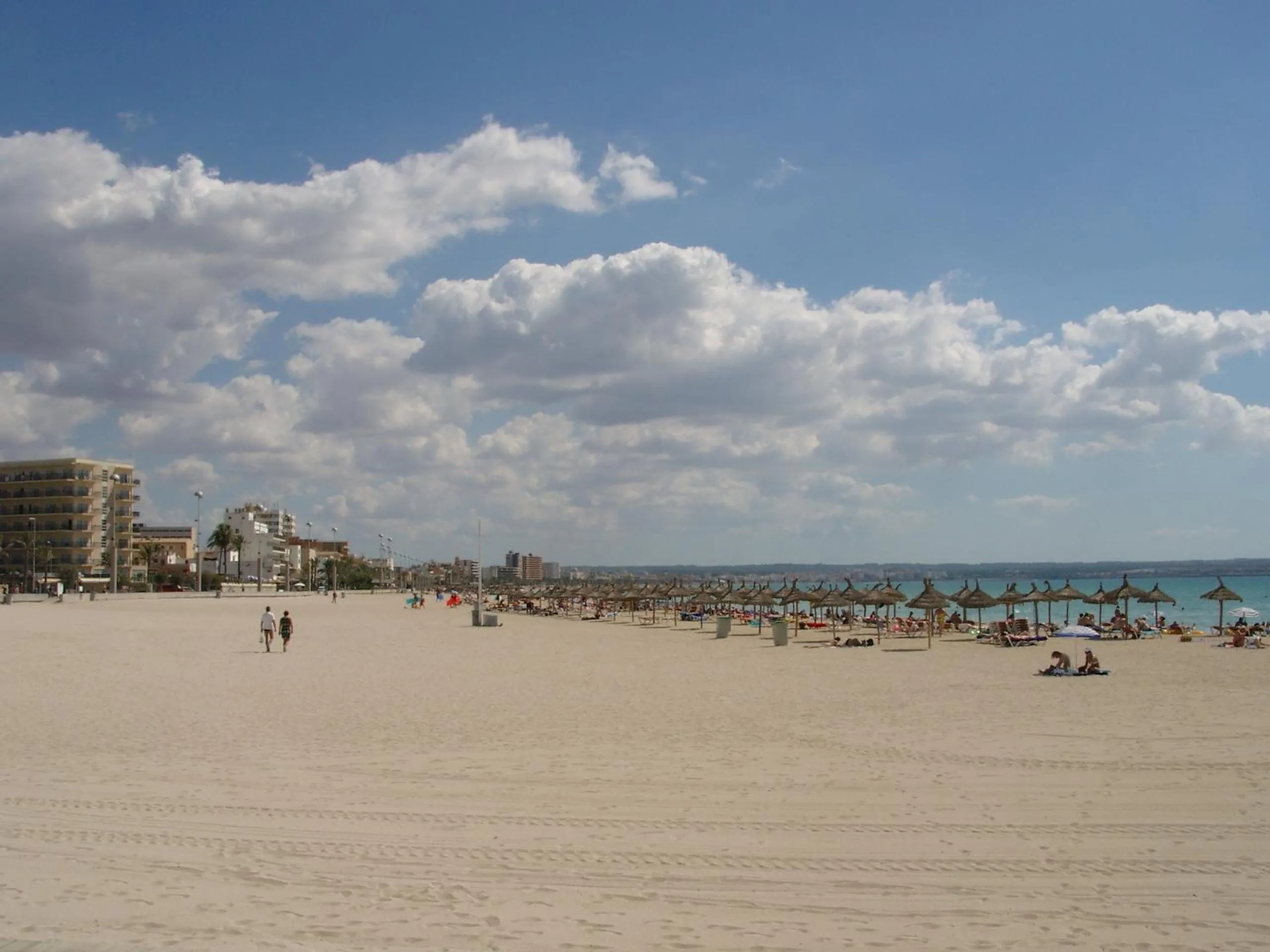 Beach in Hotel Amic Miraflores