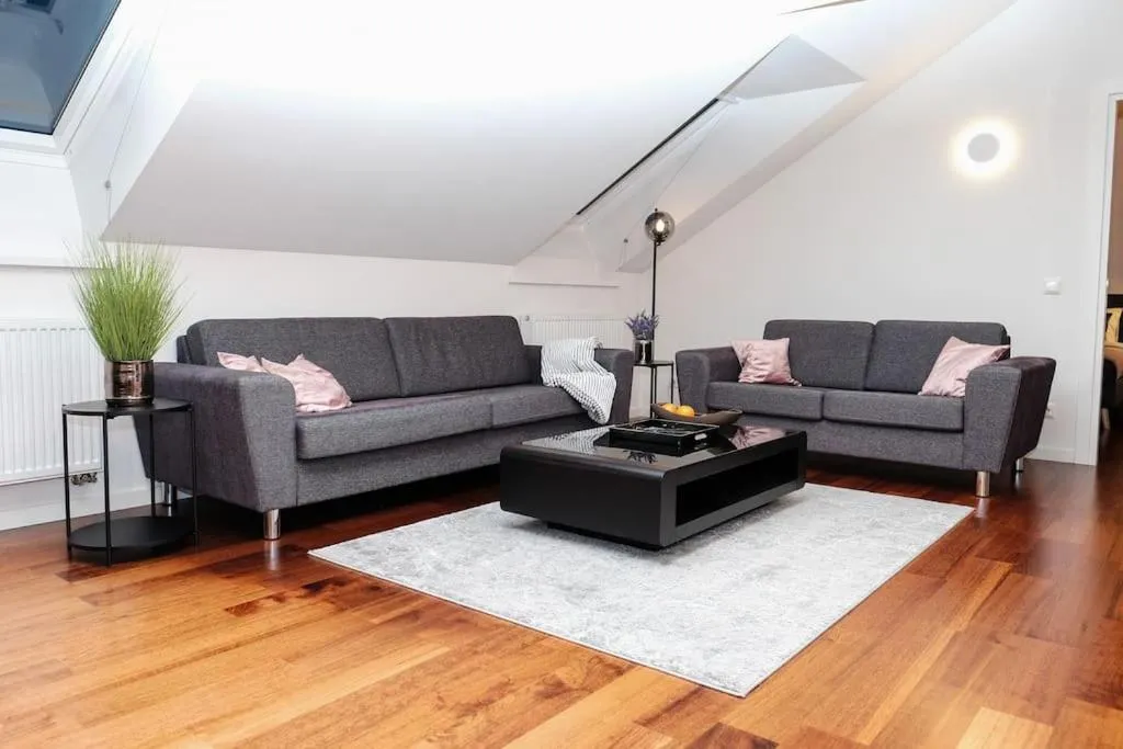 Living room in #stayhere - Spacious Luxury Town Hall 3BDR Apartment