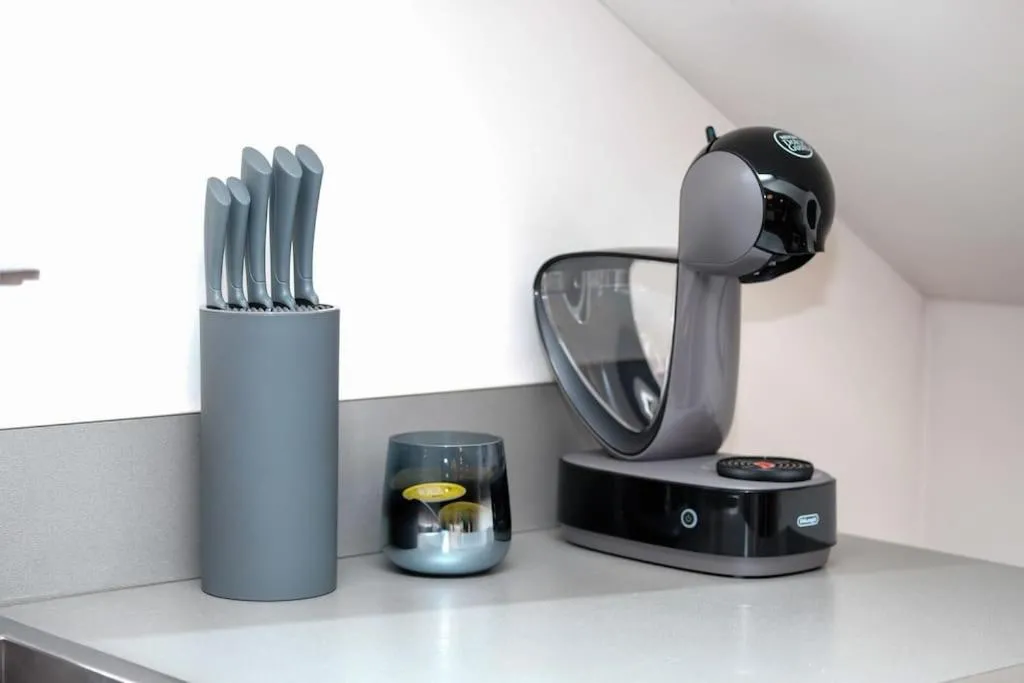 Coffee/tea facilities in #stayhere - Spacious Luxury Town Hall 3BDR Apartment