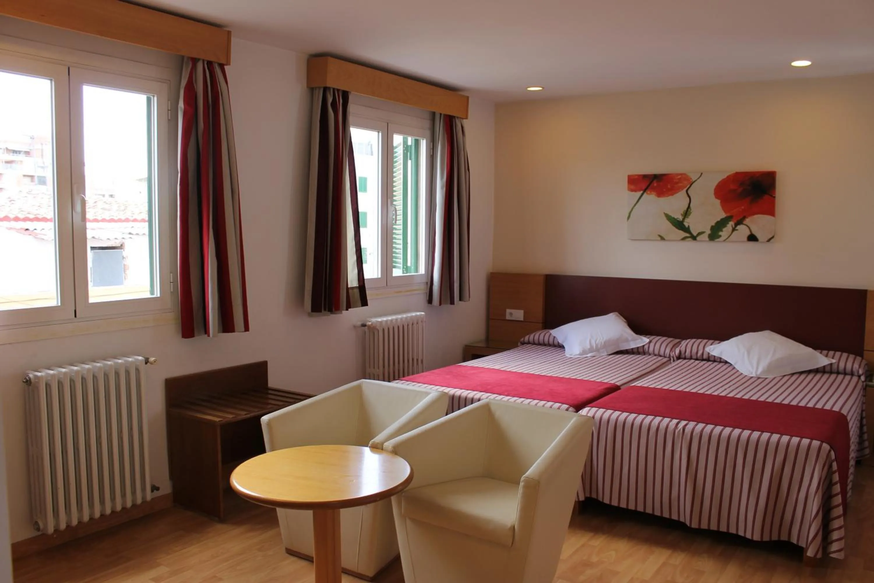 Day, Bed in Hotel Amic Colon