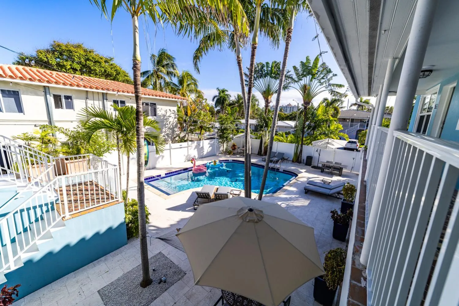 Swimming pool in The Blue Parrot