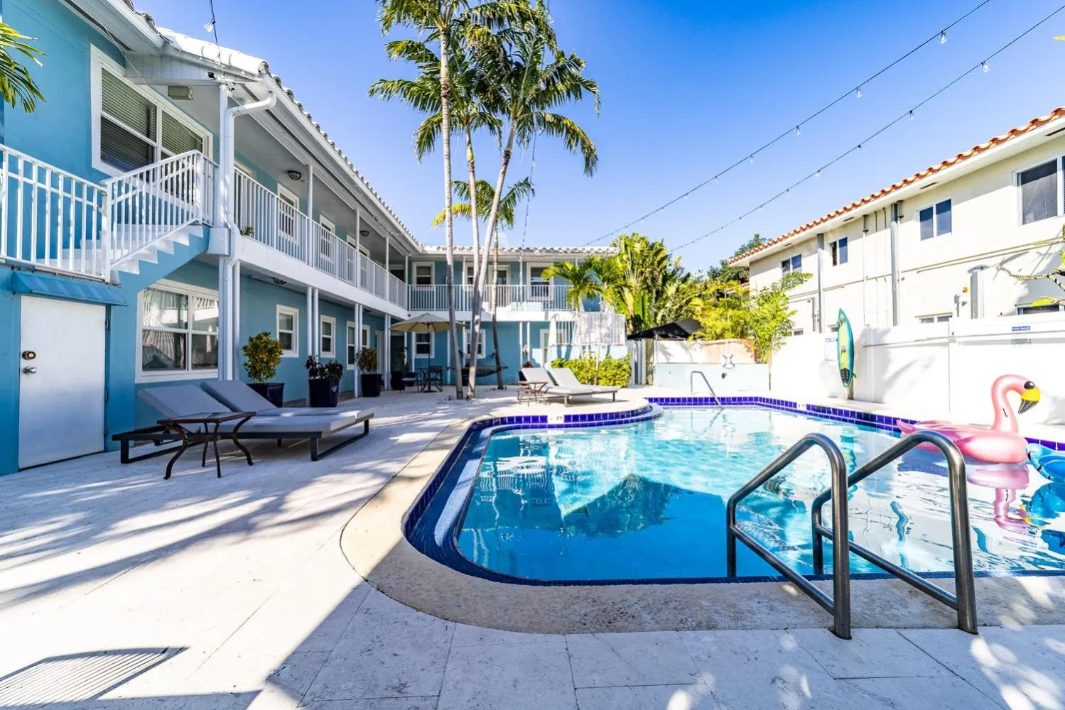 Swimming pool in The Blue Parrot