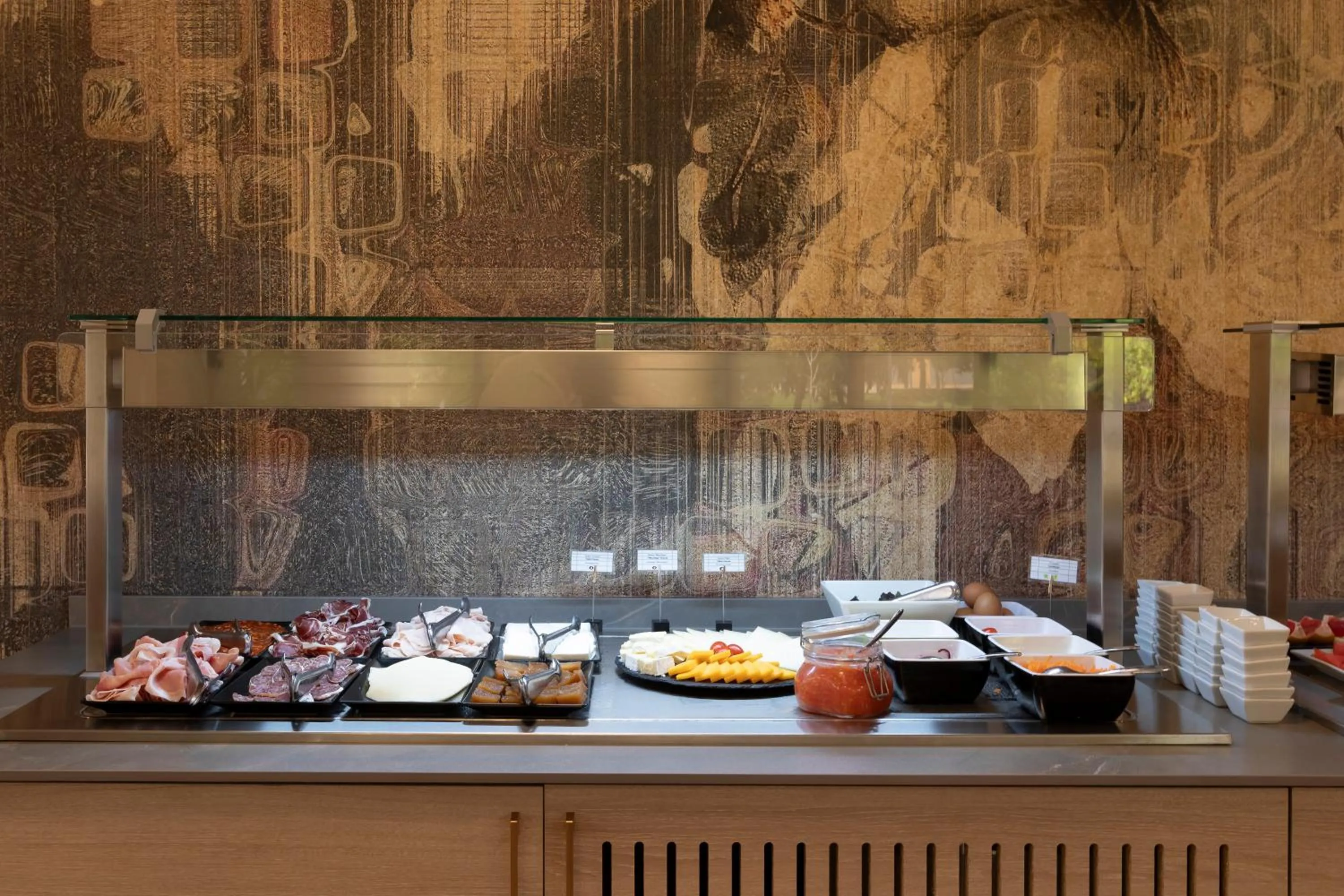 Breakfast in Acta Pirámides