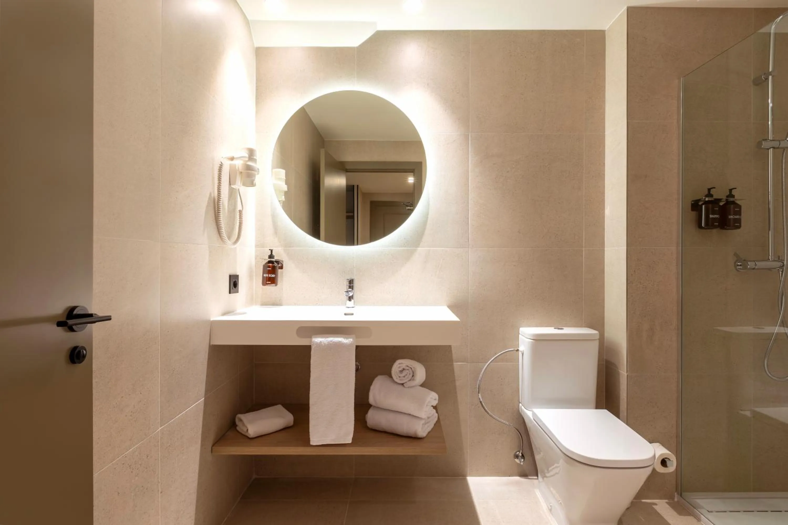 Bathroom in Acta Pirámides