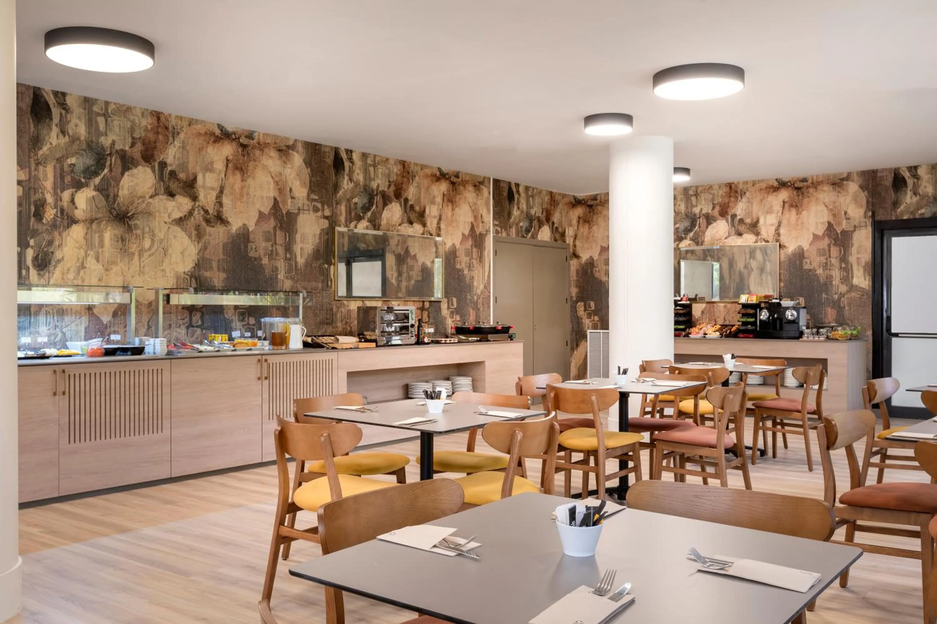 Breakfast in Acta Pirámides