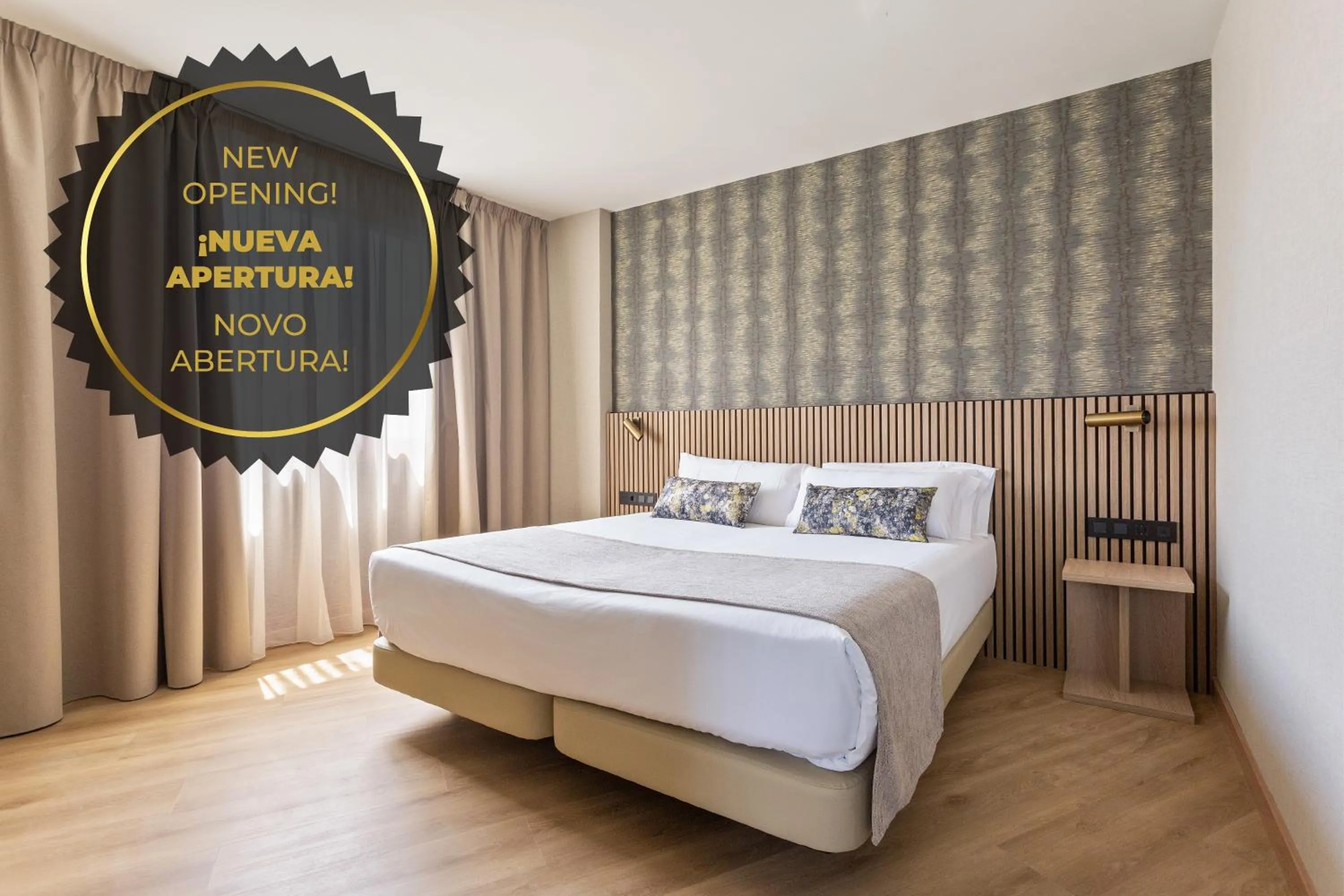 Bedroom, Bed in Acta Pirámides