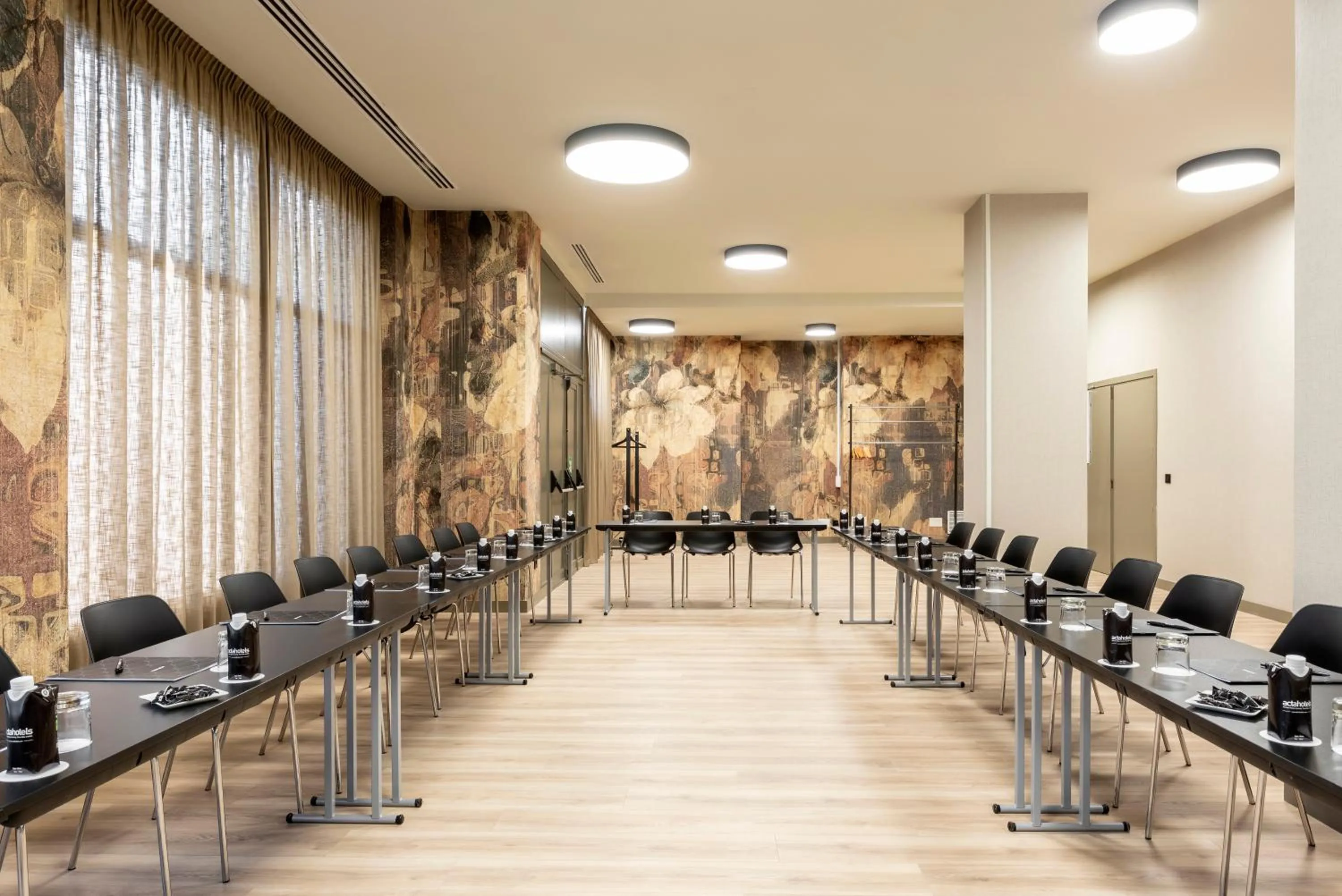 Meeting/conference room in Acta Pirámides