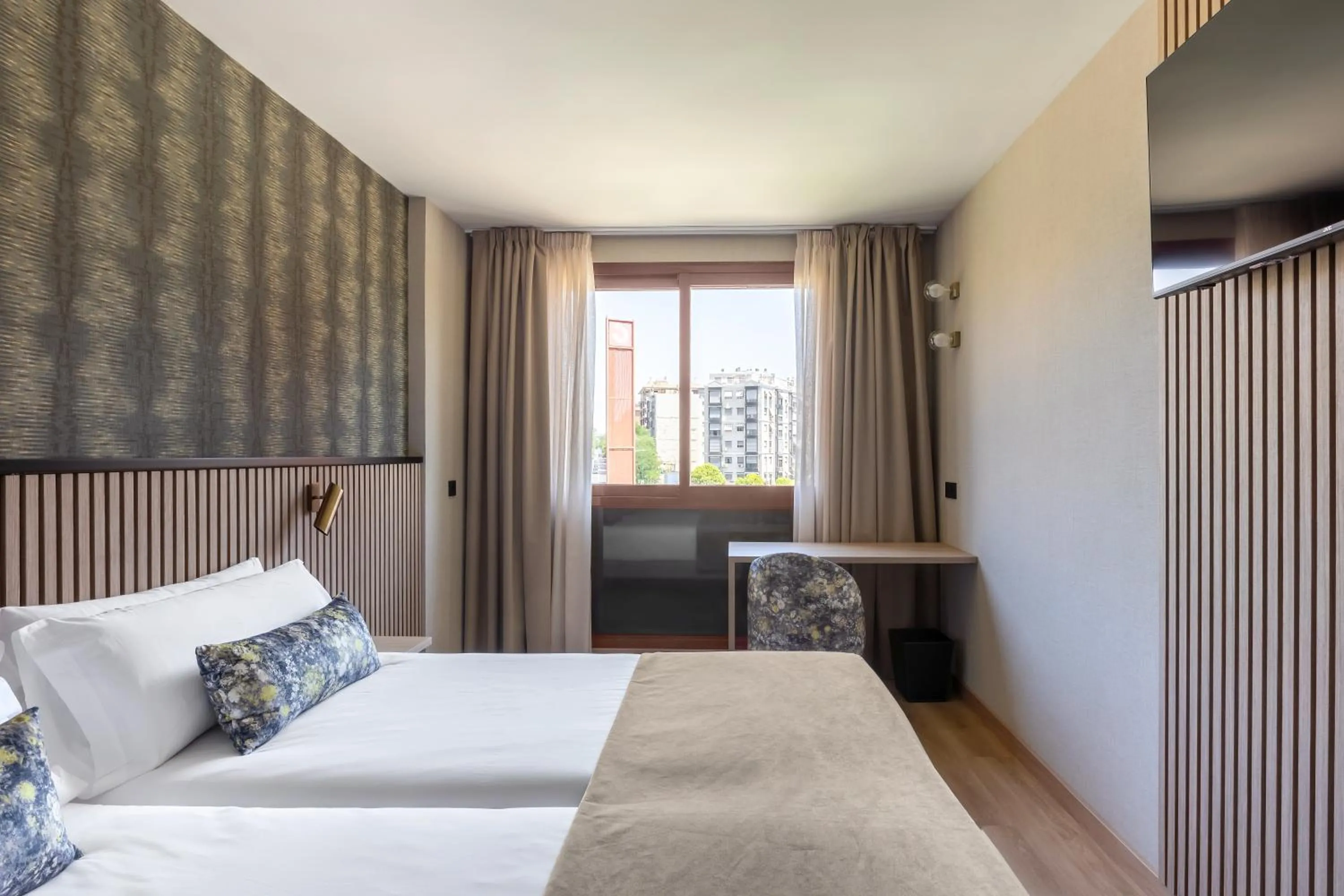 Bedroom, Bed in Acta Pirámides