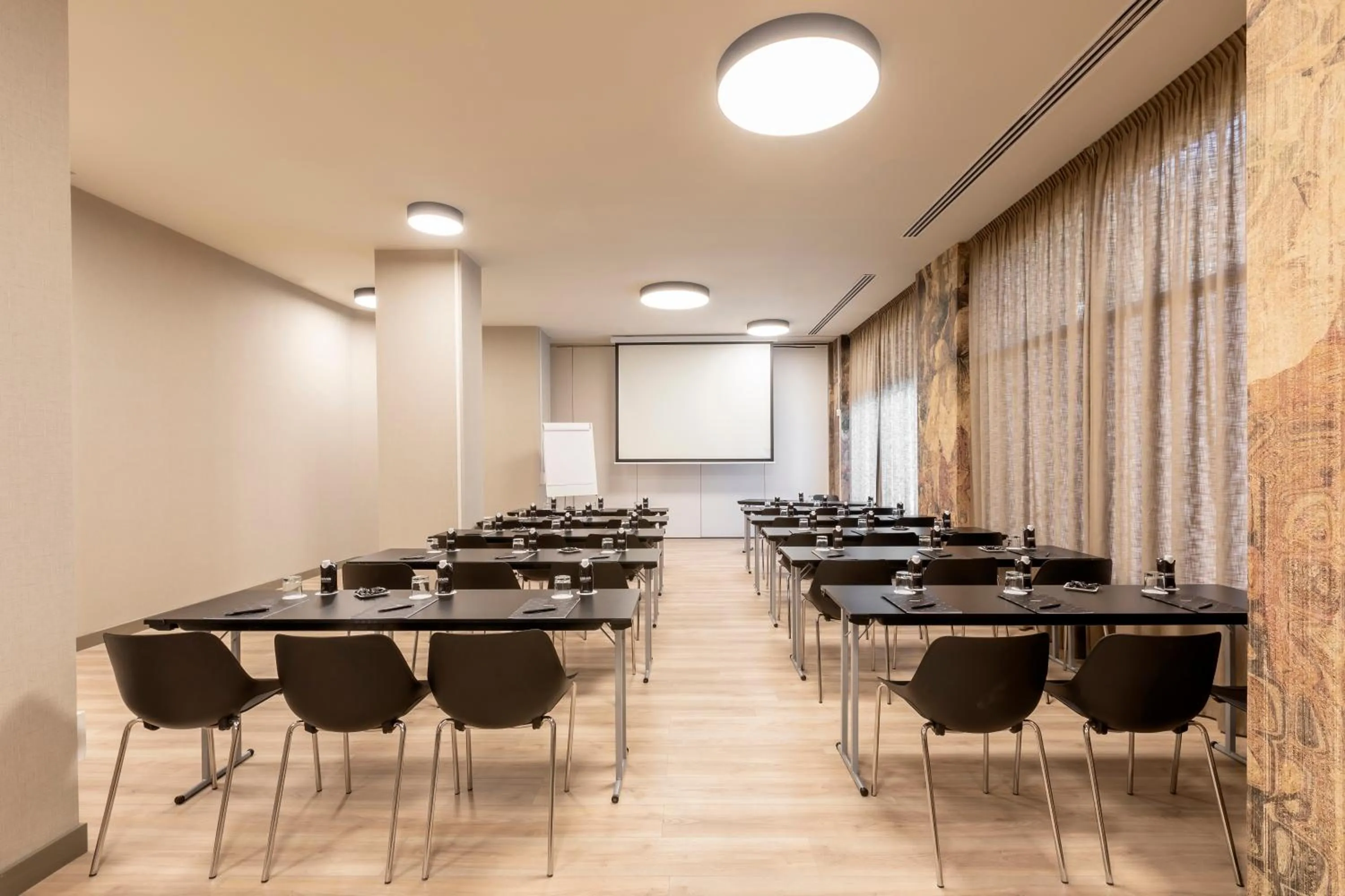 Meeting/conference room in Acta Pirámides