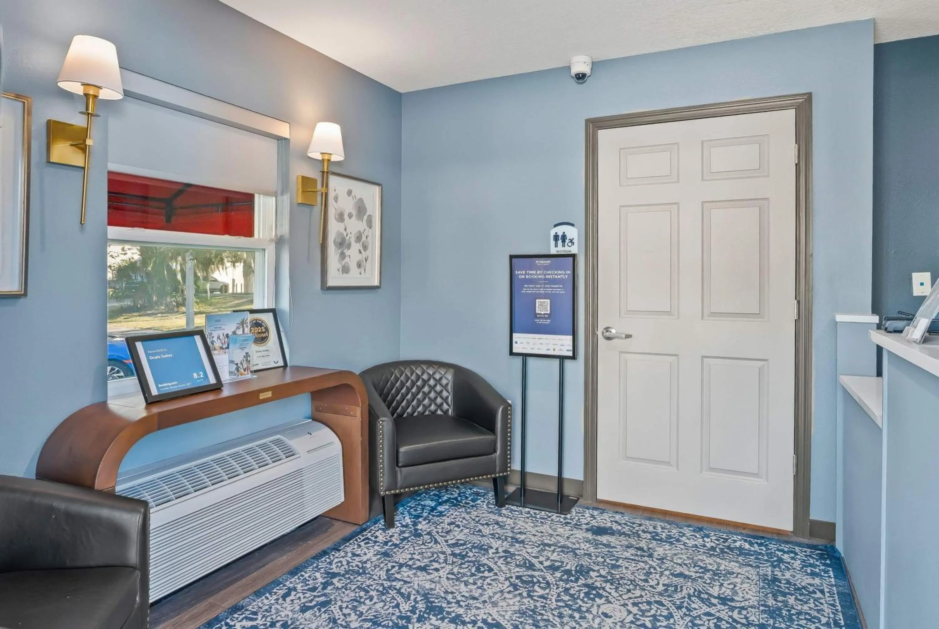 Lobby or reception in Baymont by Wyndham Ocala Suites