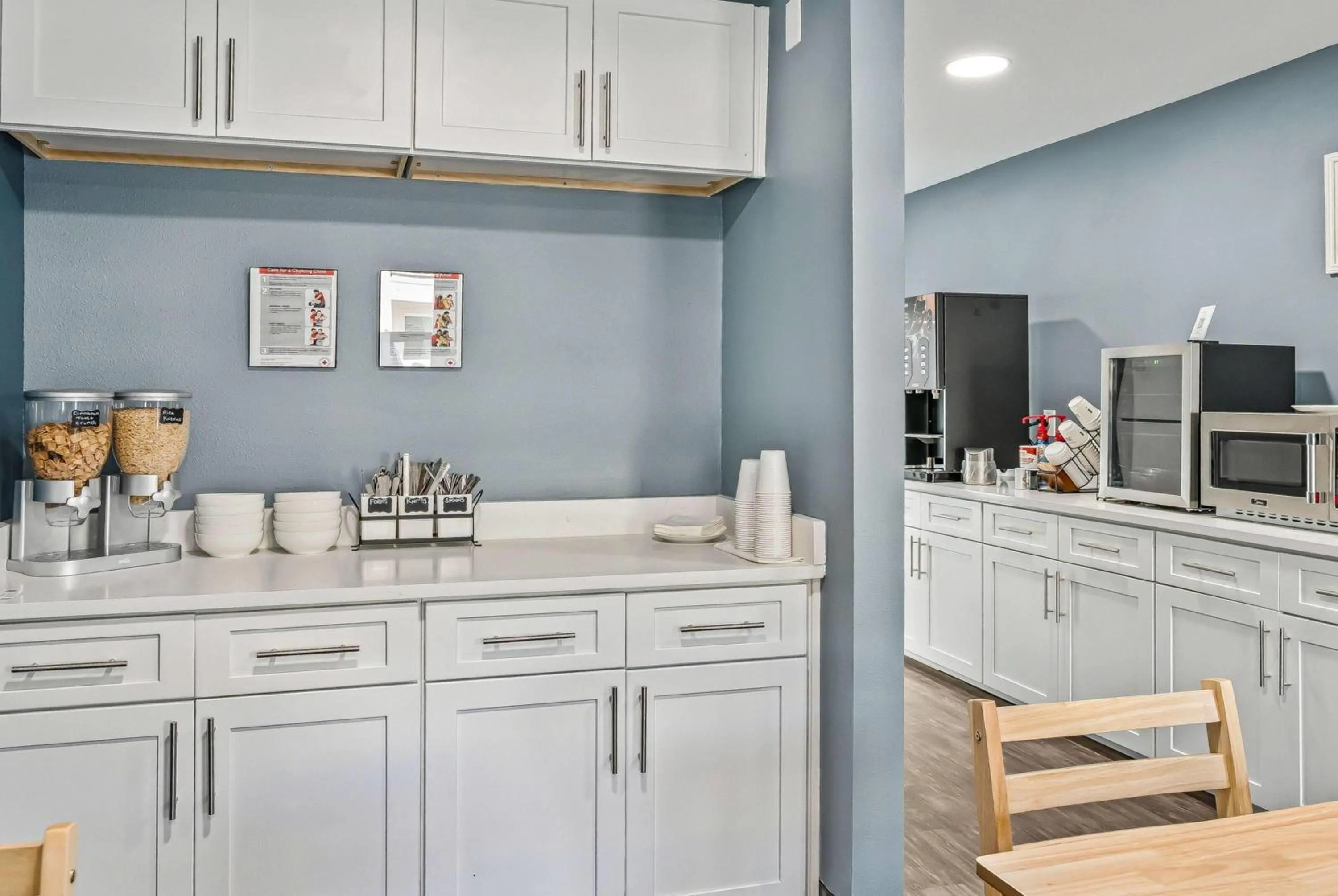 Breakfast in Baymont by Wyndham Ocala Suites