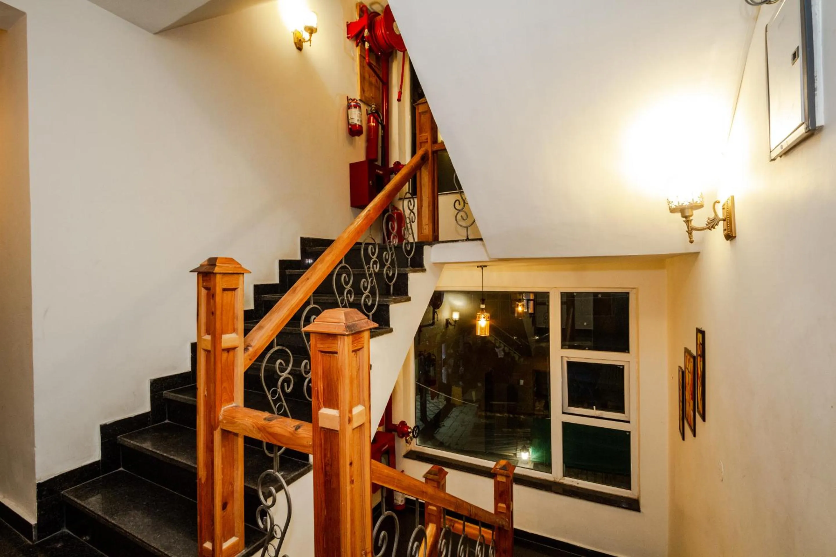 Lobby or reception in Tripli Hotels Stone House Cottage