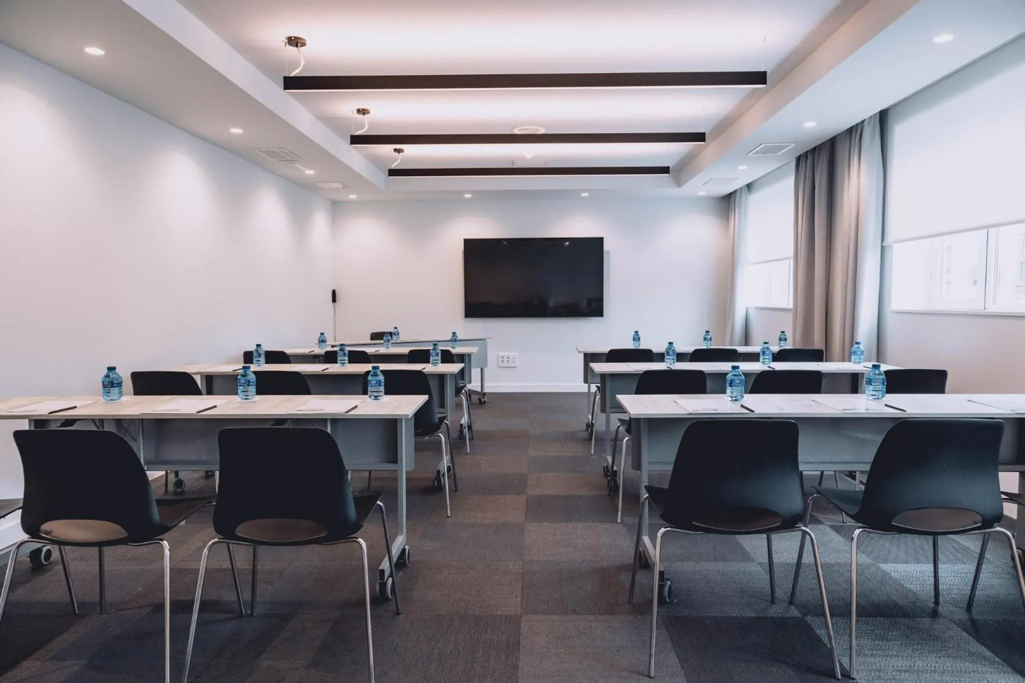 Meeting/conference room in Rafaelhoteles Atocha