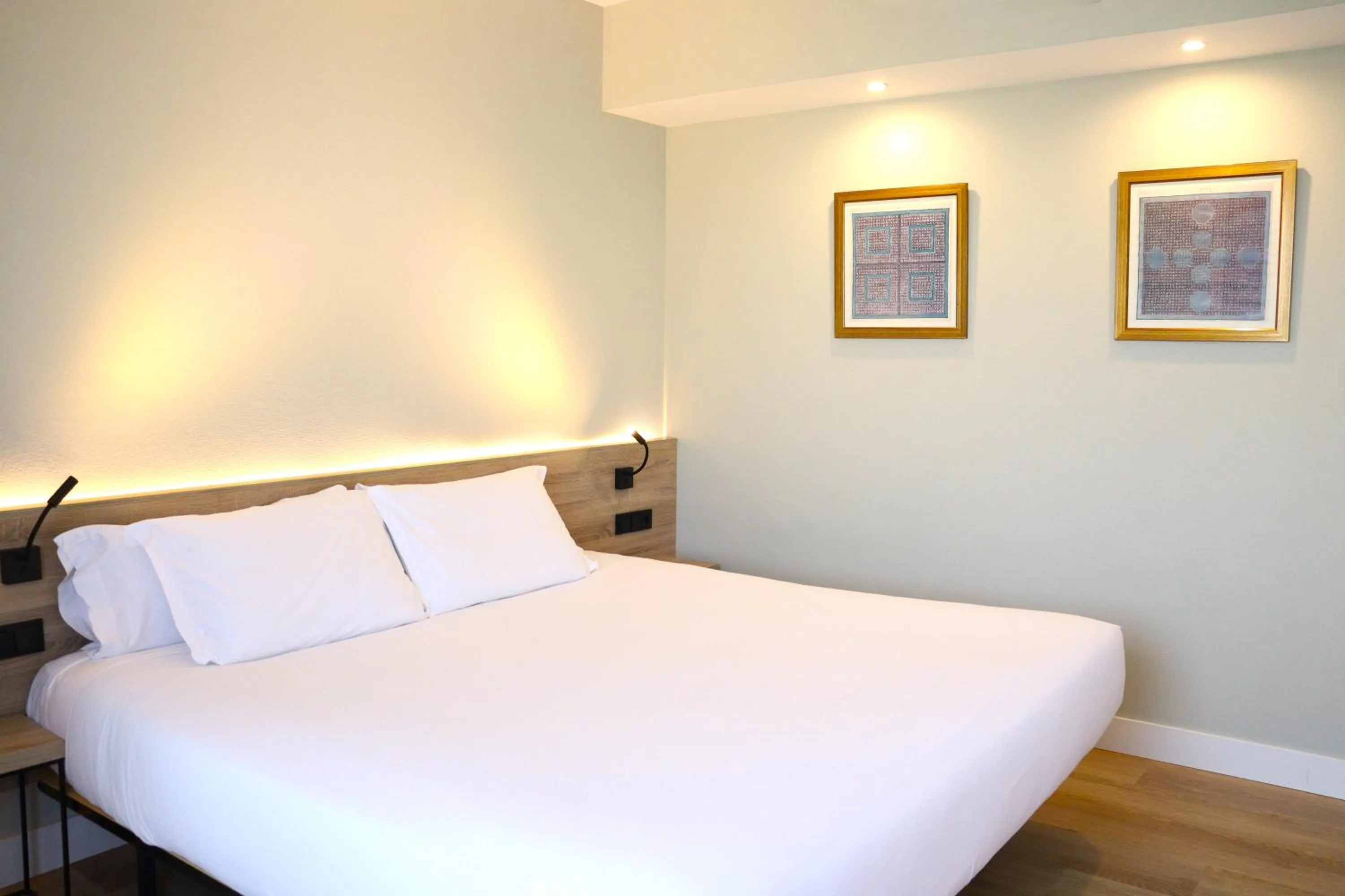 Bed in Eurohotel Diagonal Port