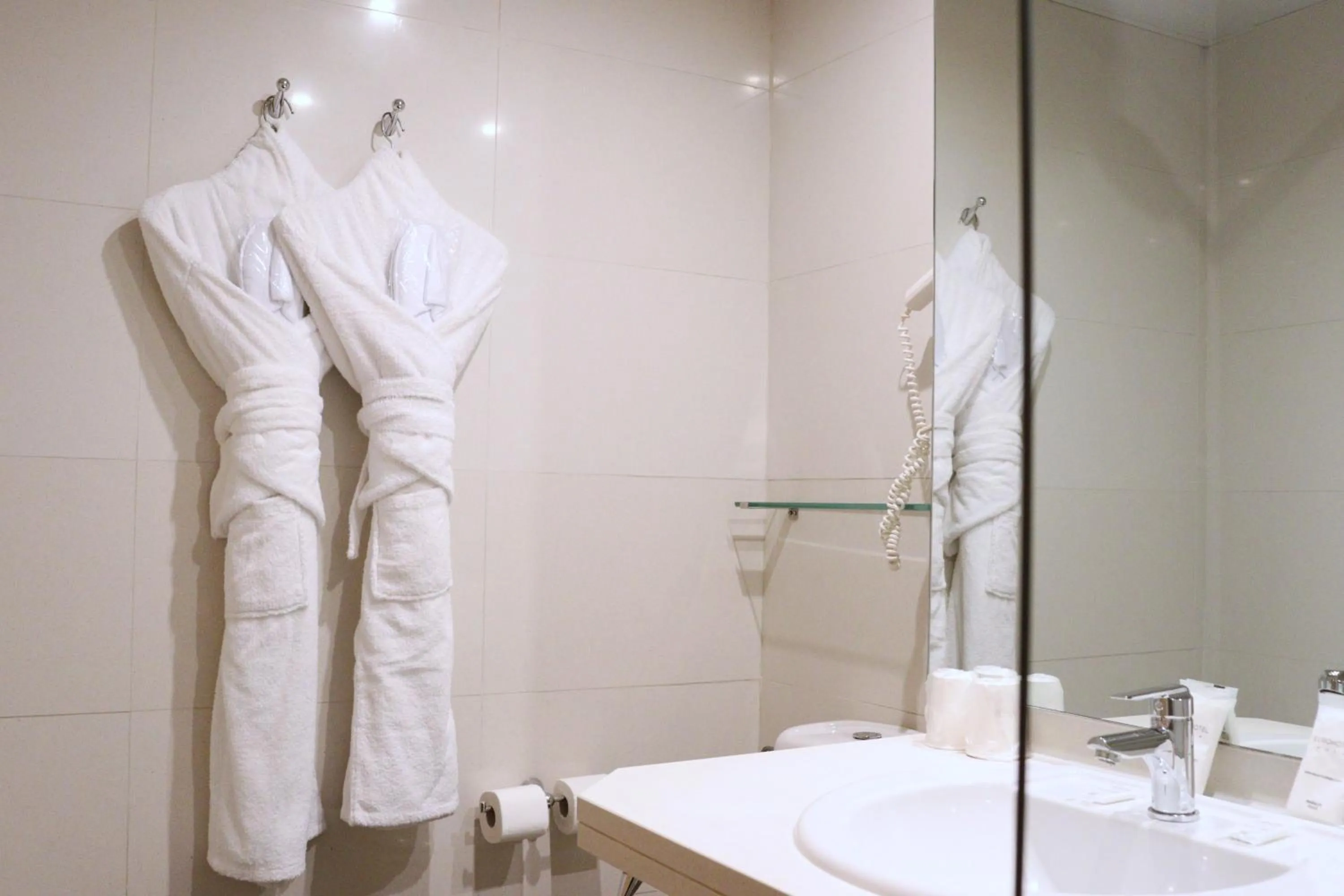 Bathroom in Eurohotel Diagonal Port