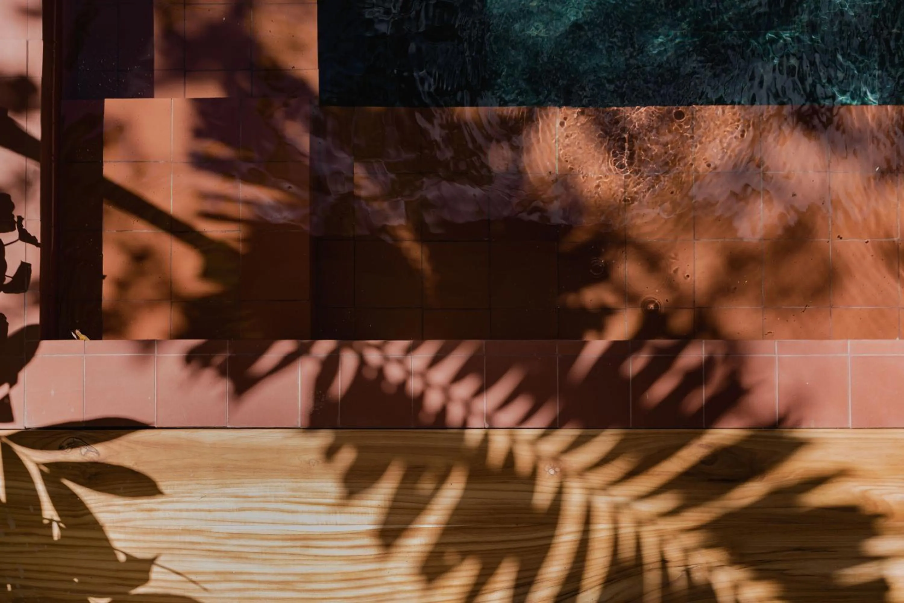 Swimming pool in Sendero Hotel