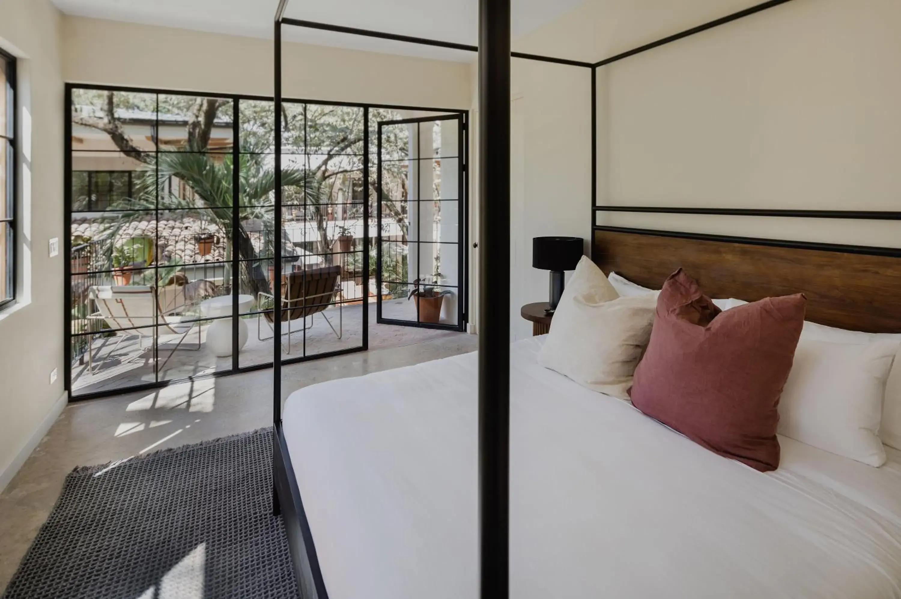 King Suite in Sendero Hotel King Suite in Sendero Hotel