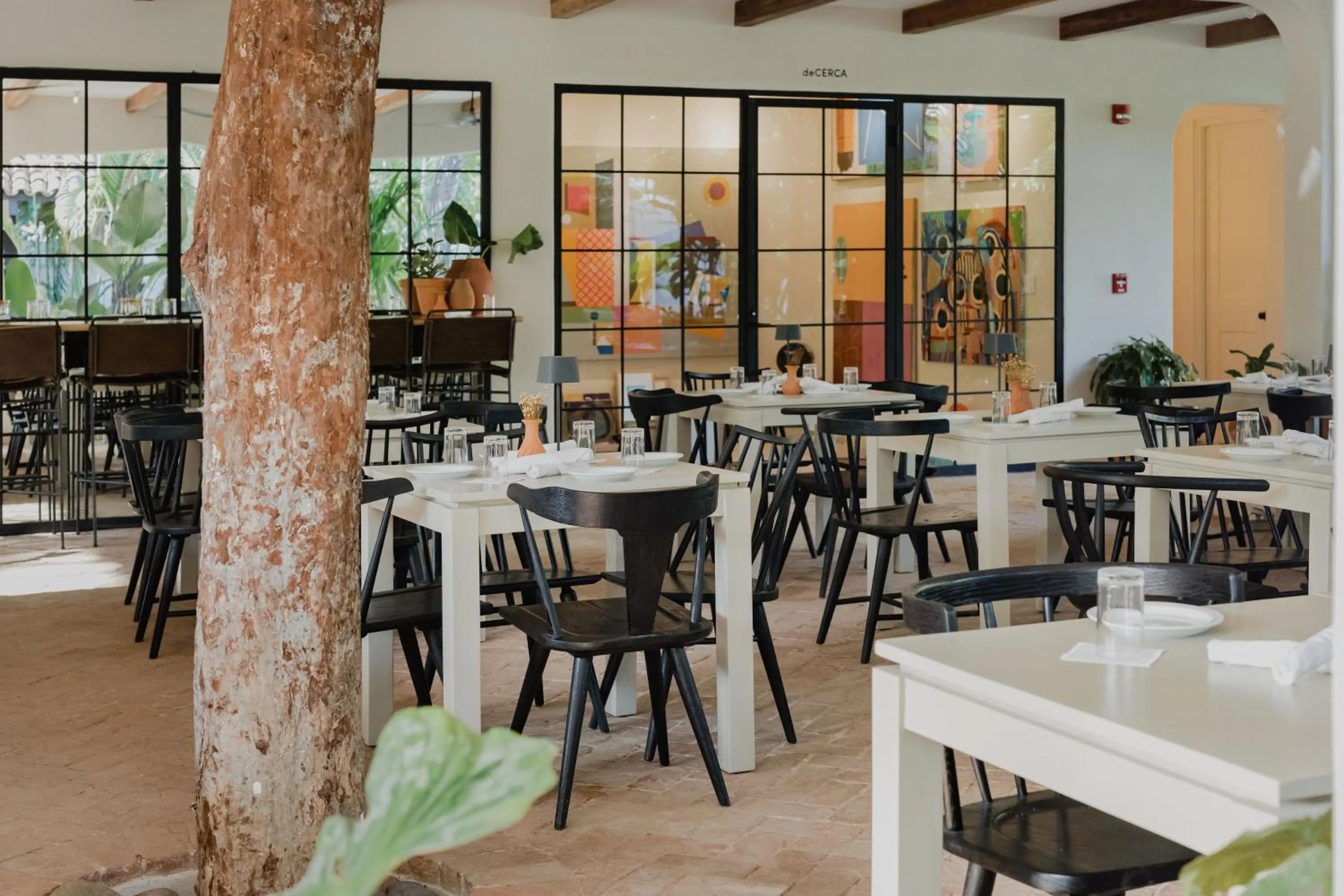 Restaurant/places to eat in Sendero Hotel