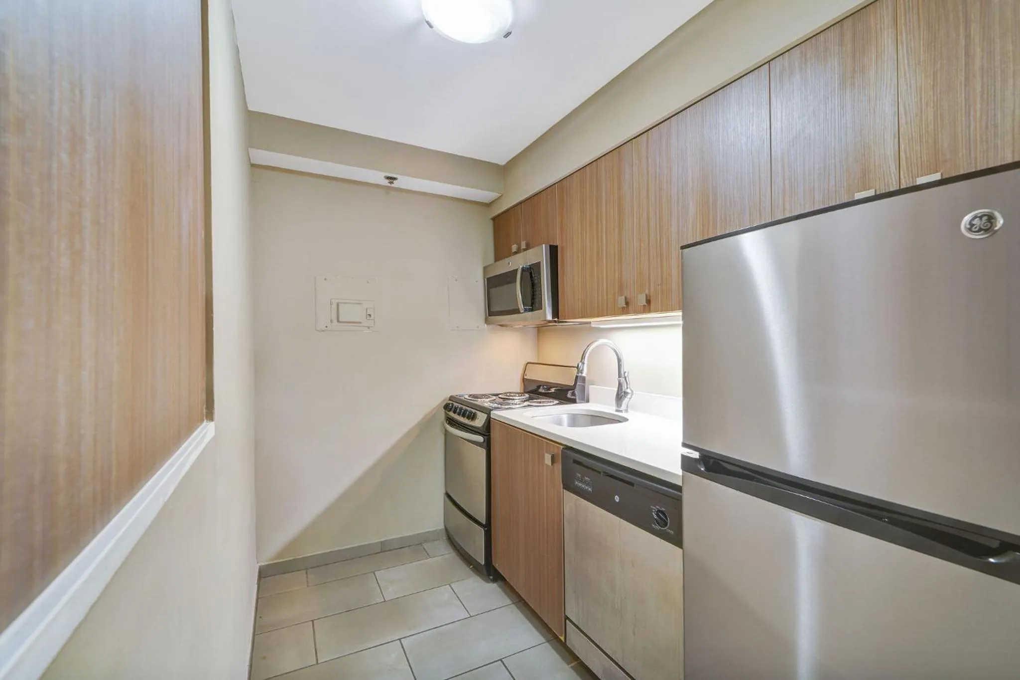 Kitchen or kitchenette in The Malone