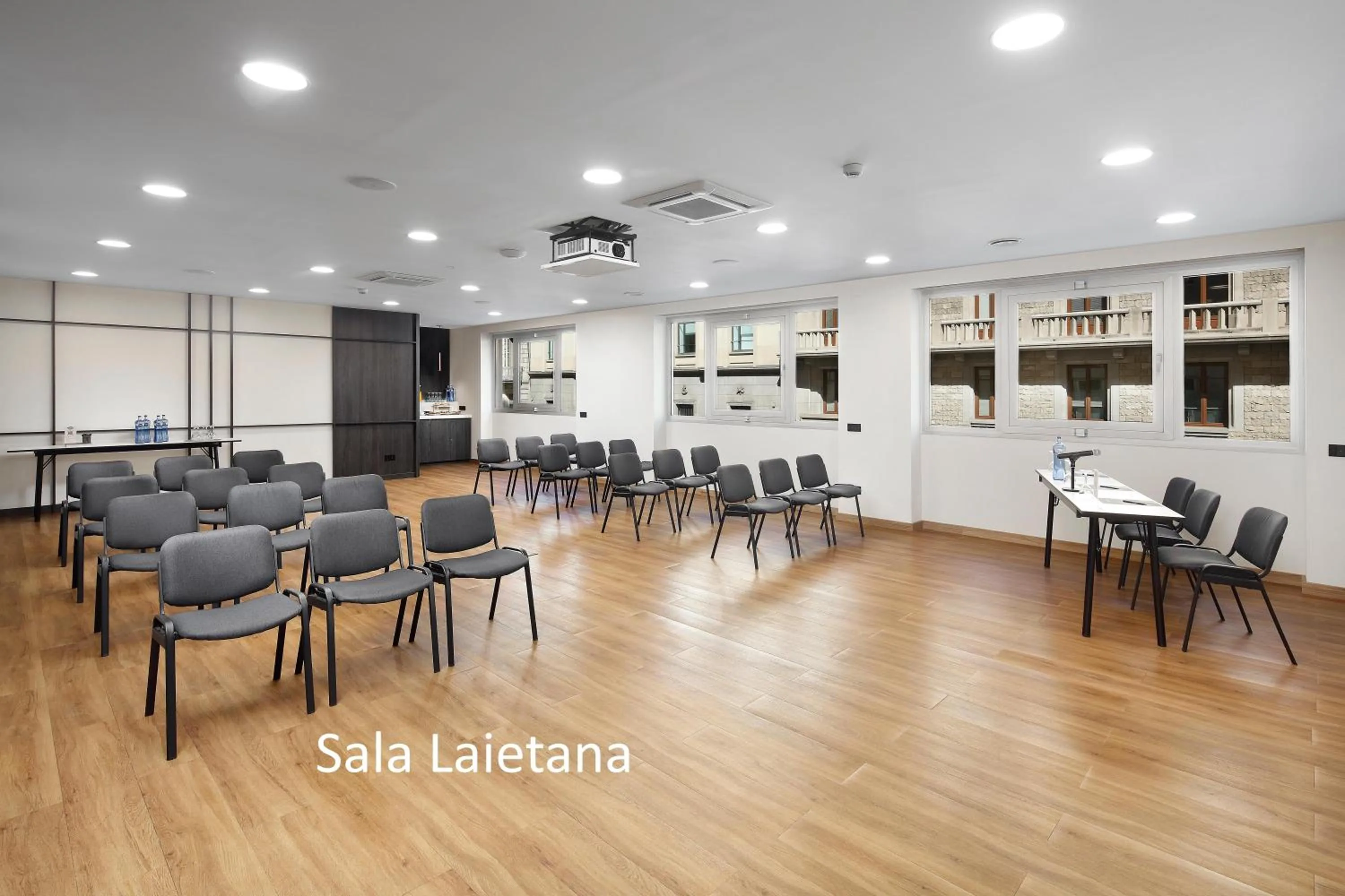 Banquet/Function facilities in HCC Montblanc