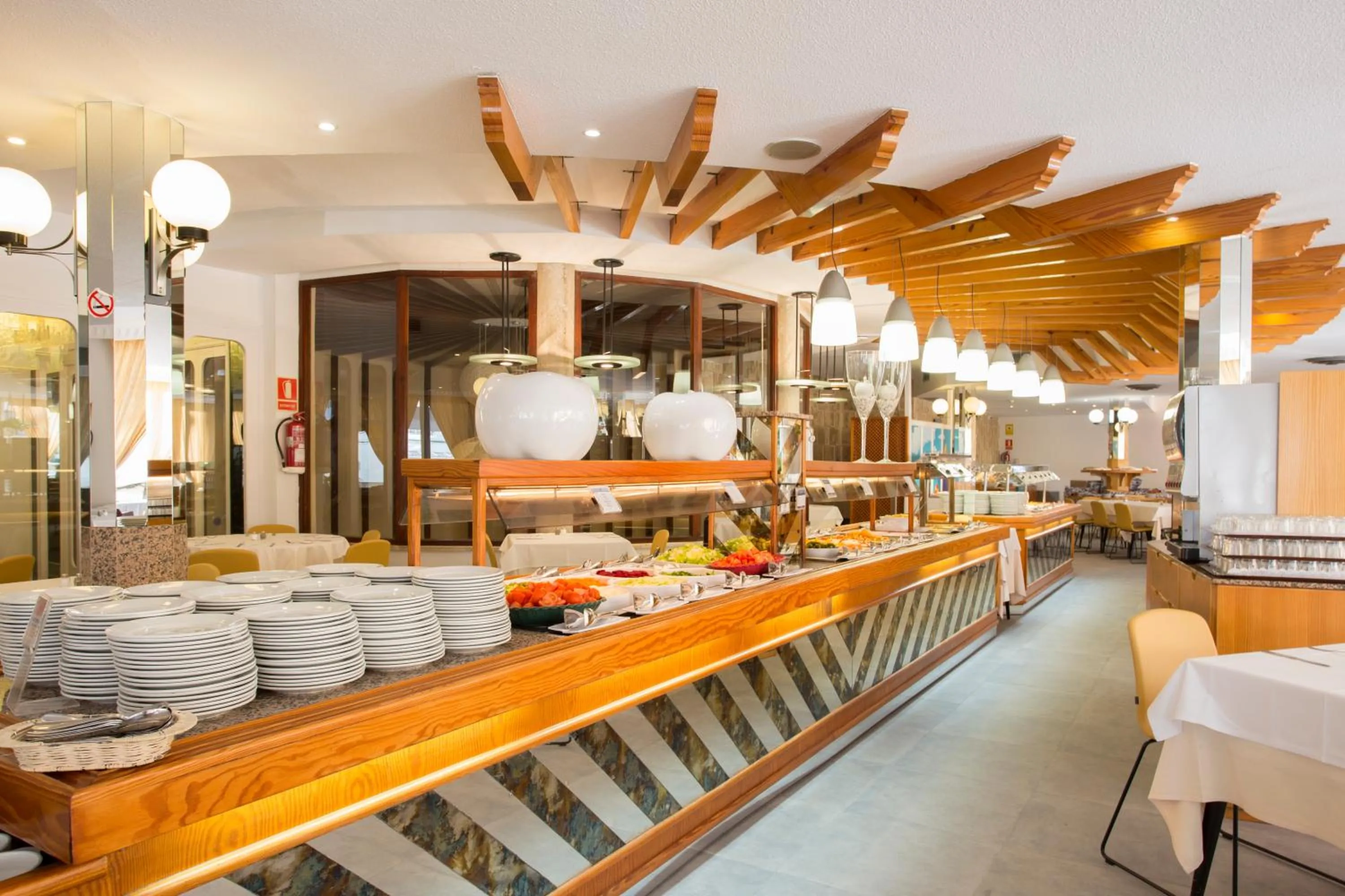 Restaurant/Places to Eat in Pinero Tal