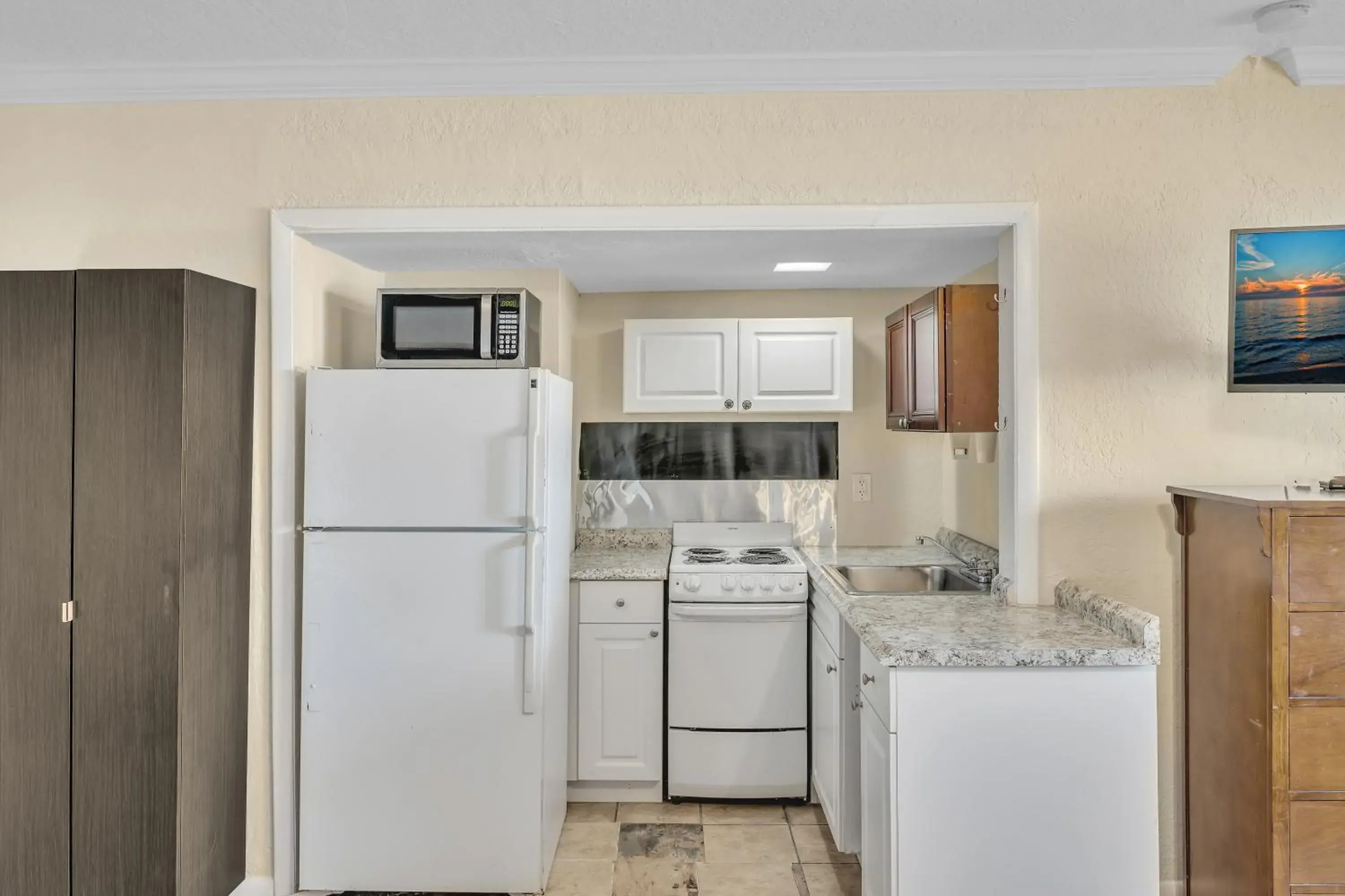 Deluxe Queen Studio in Charter House Deluxe Queen Studio in Charter House