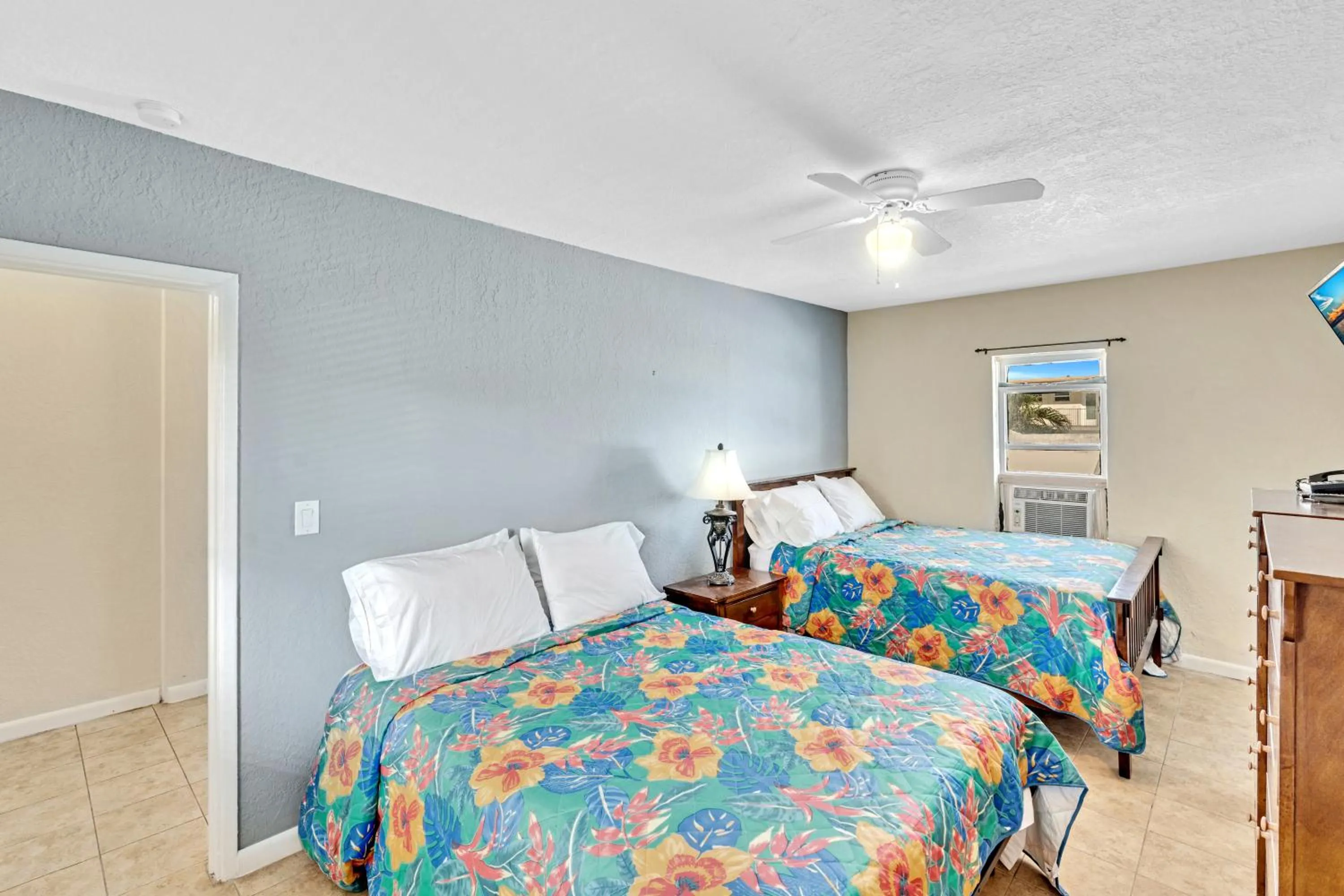 Bedroom, Bed in Charter House