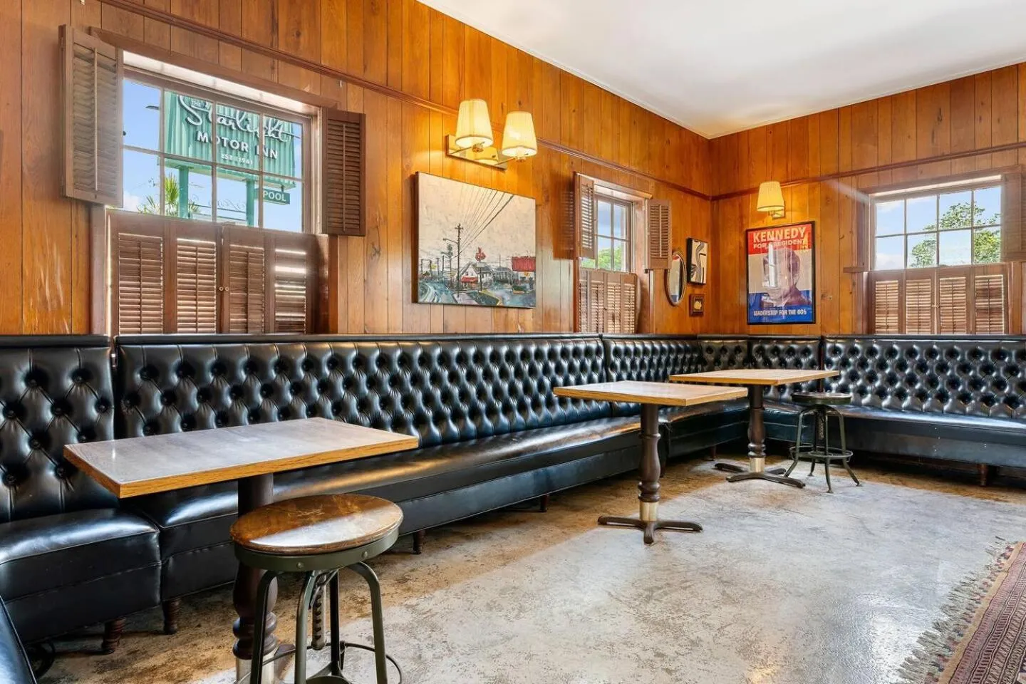 Property building in The Starlight Motor Inn