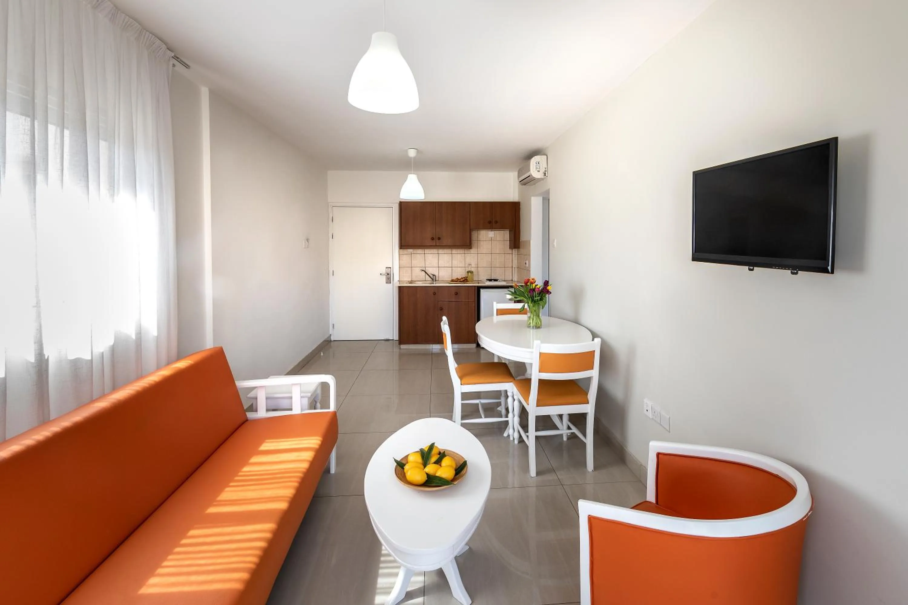 Kitchen or kitchenette in Mia Hotel Apartment