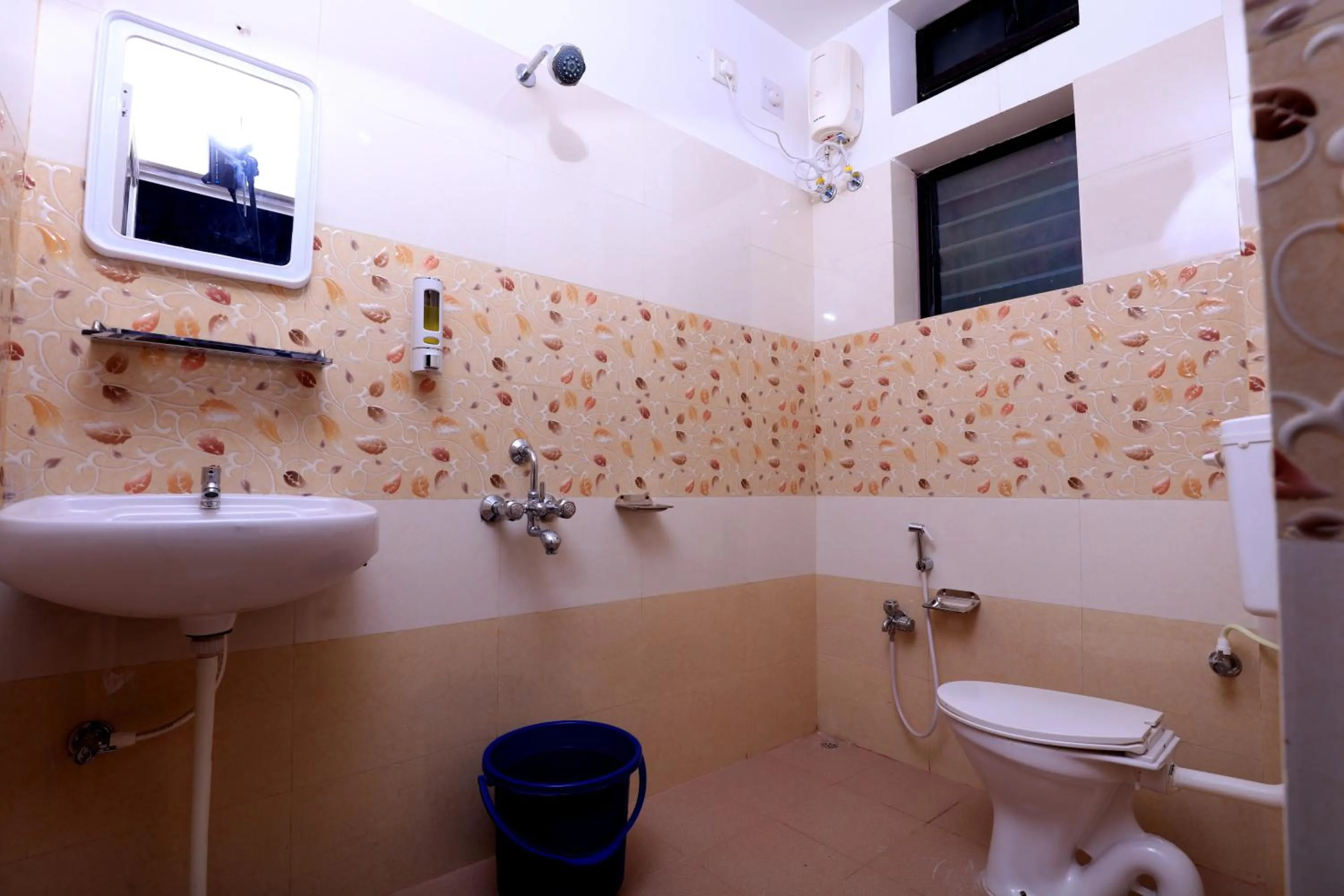 Shower in Railview inn Bhubaneswar