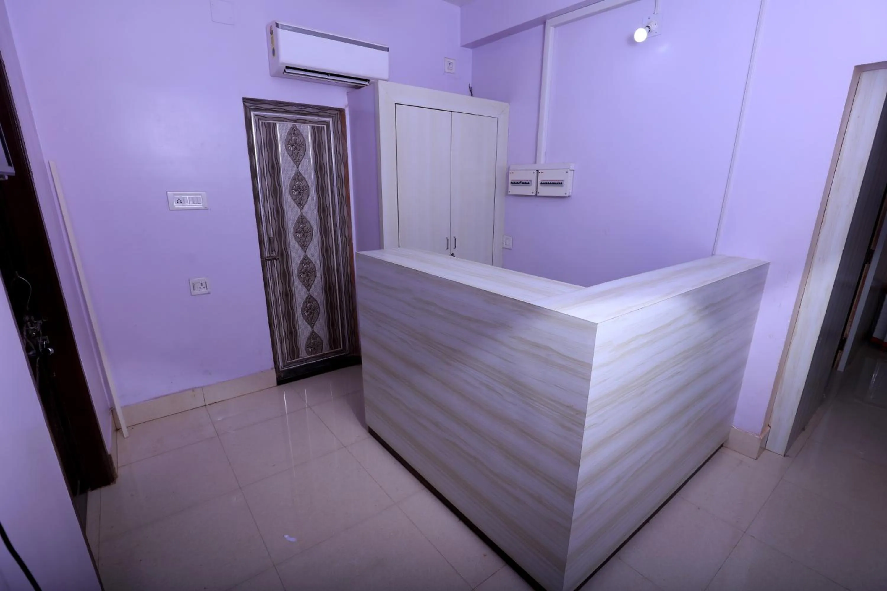 Lobby or reception in Railview inn Bhubaneswar