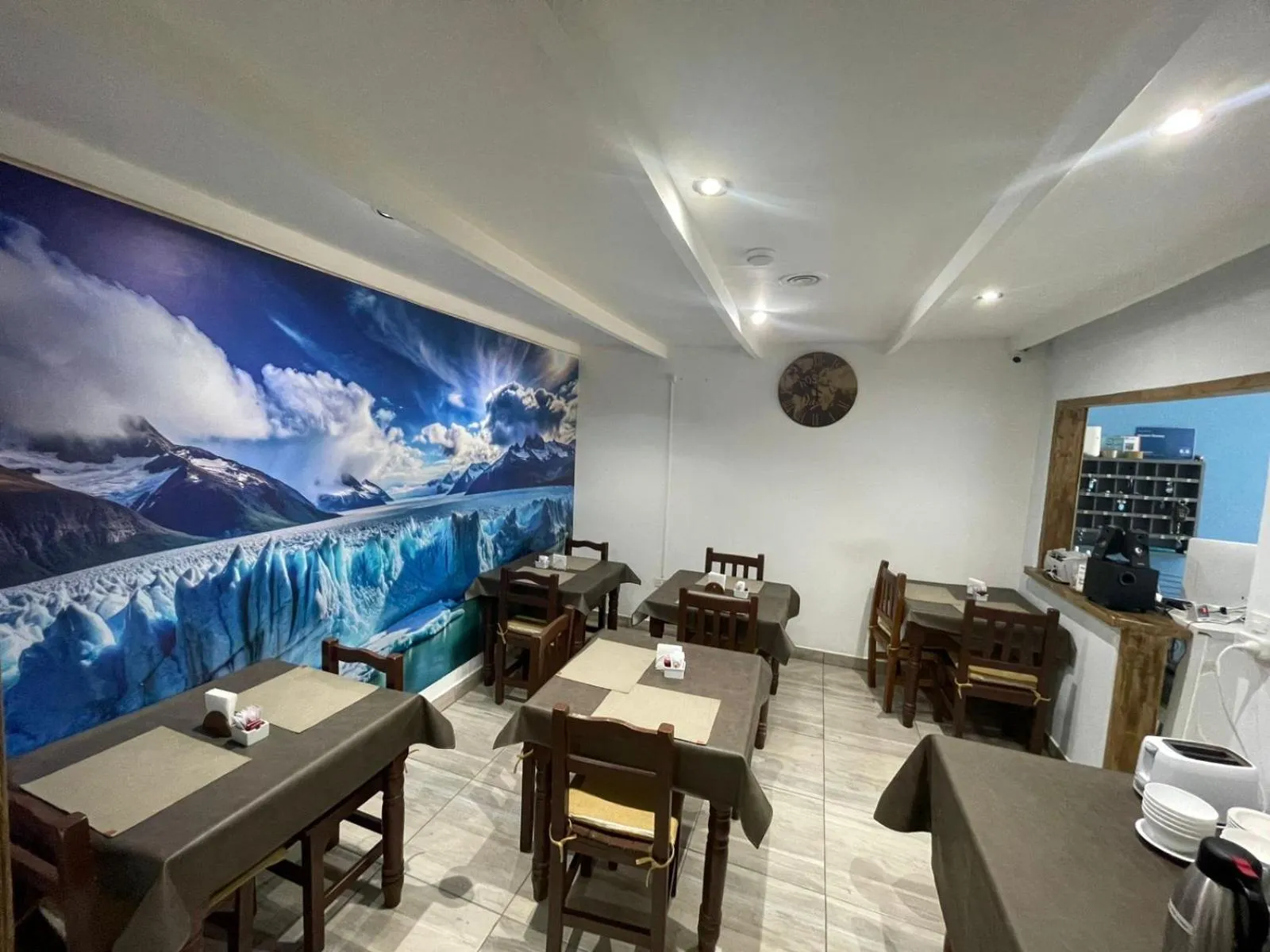 Restaurant/places to eat in Hostel Danny