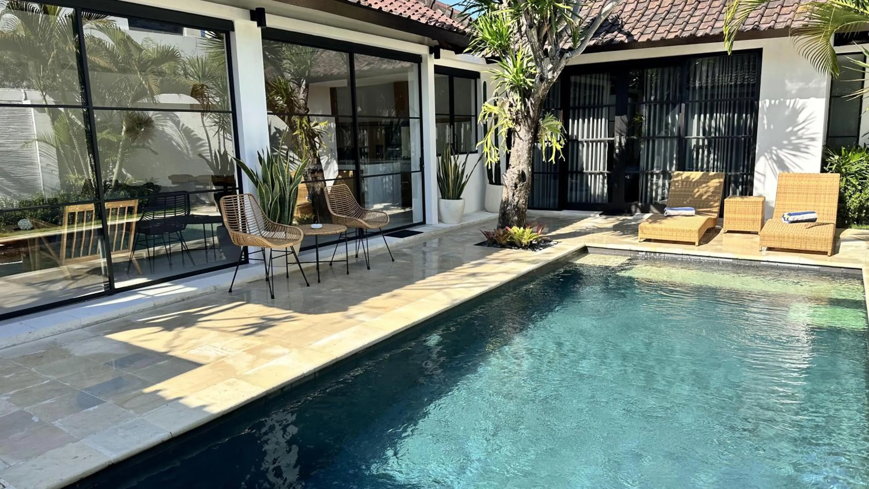 Swimming pool in The Kon's Villa Bali Seminyak