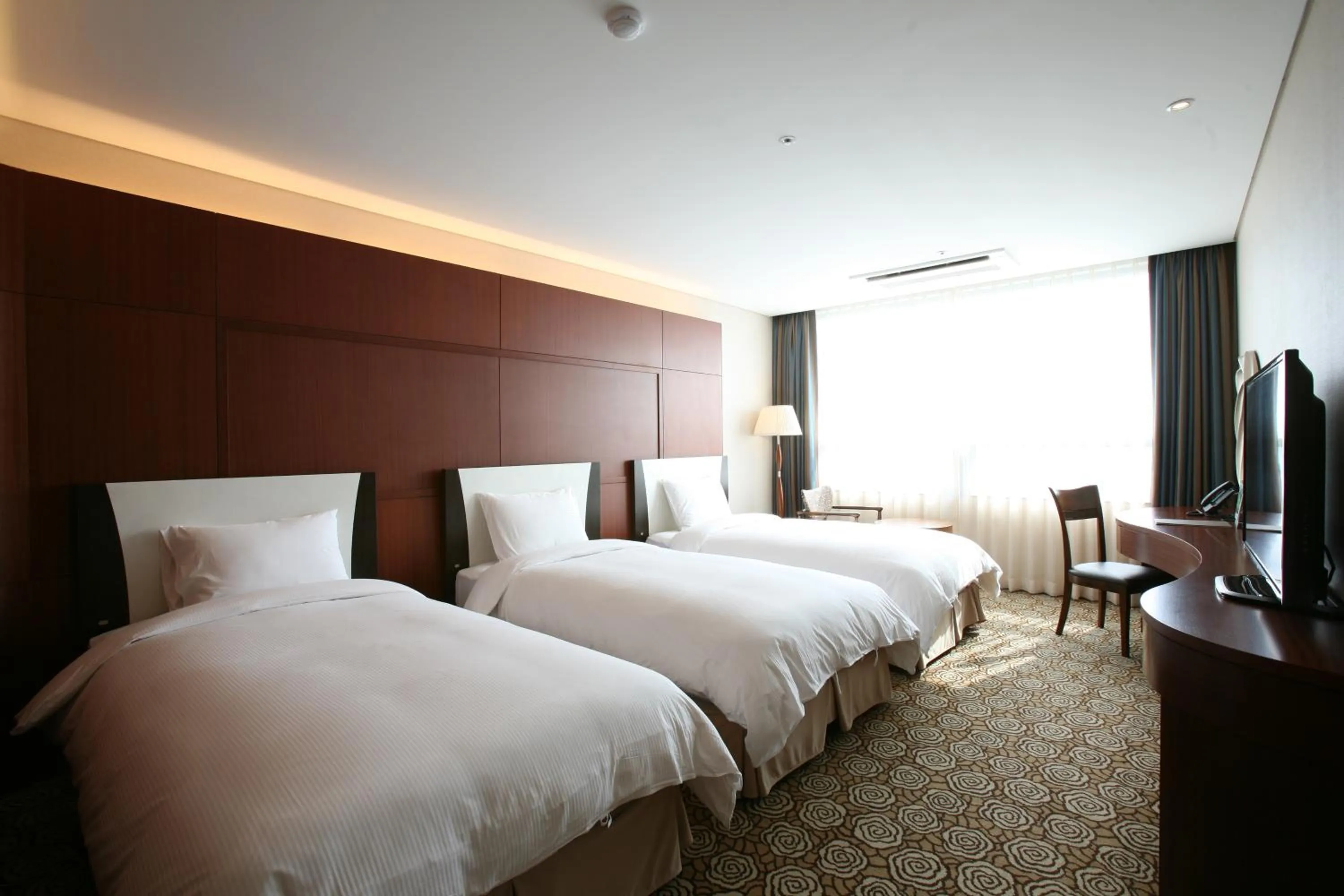 Restaurant/places to eat, Bed in Sun Valley Hotel