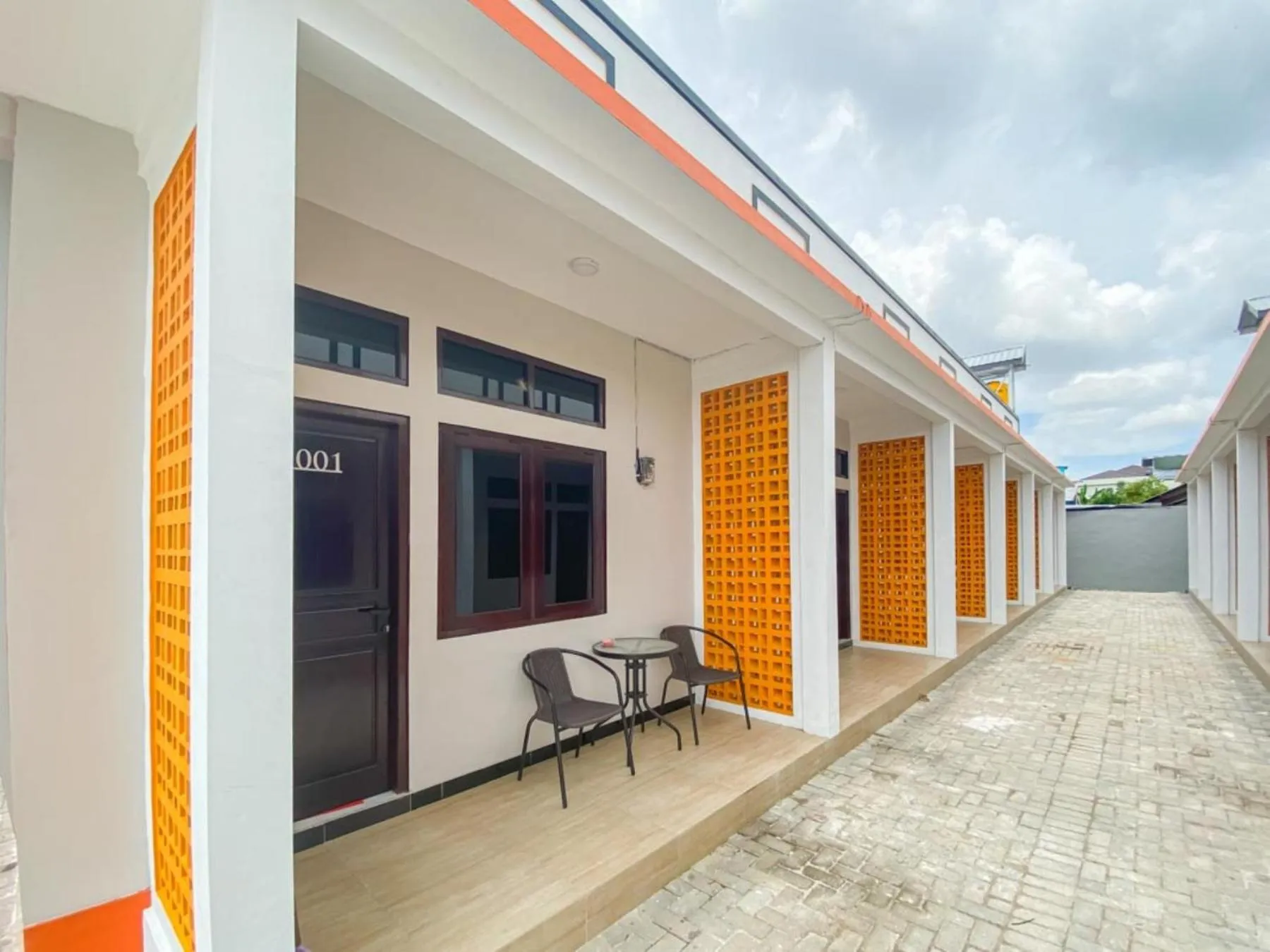 Property building in RedDoorz Plus at Orange Diponogoro Palangkaraya