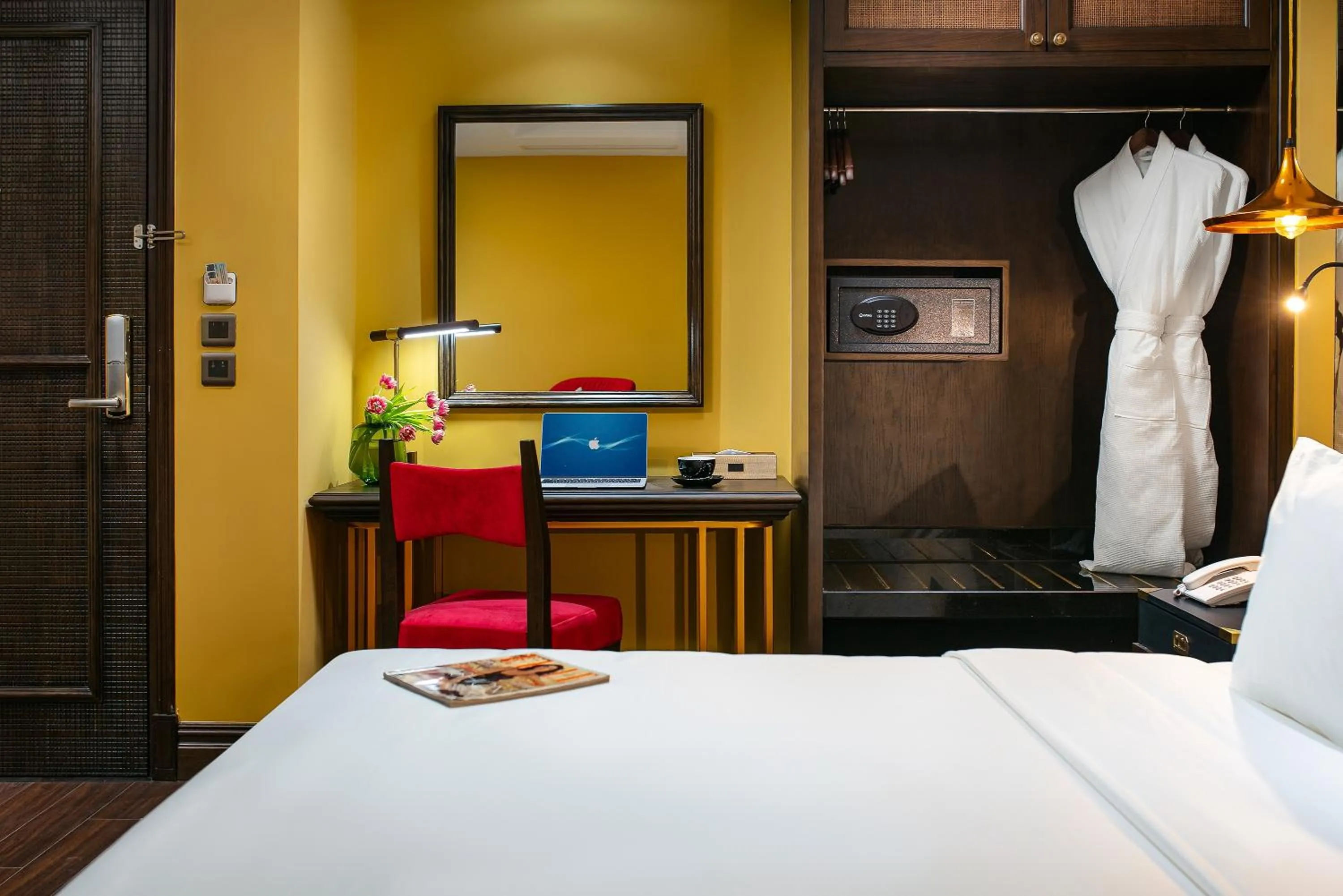 Toilet, Bed in Hanoi Lion Boutique Hotel & Spa