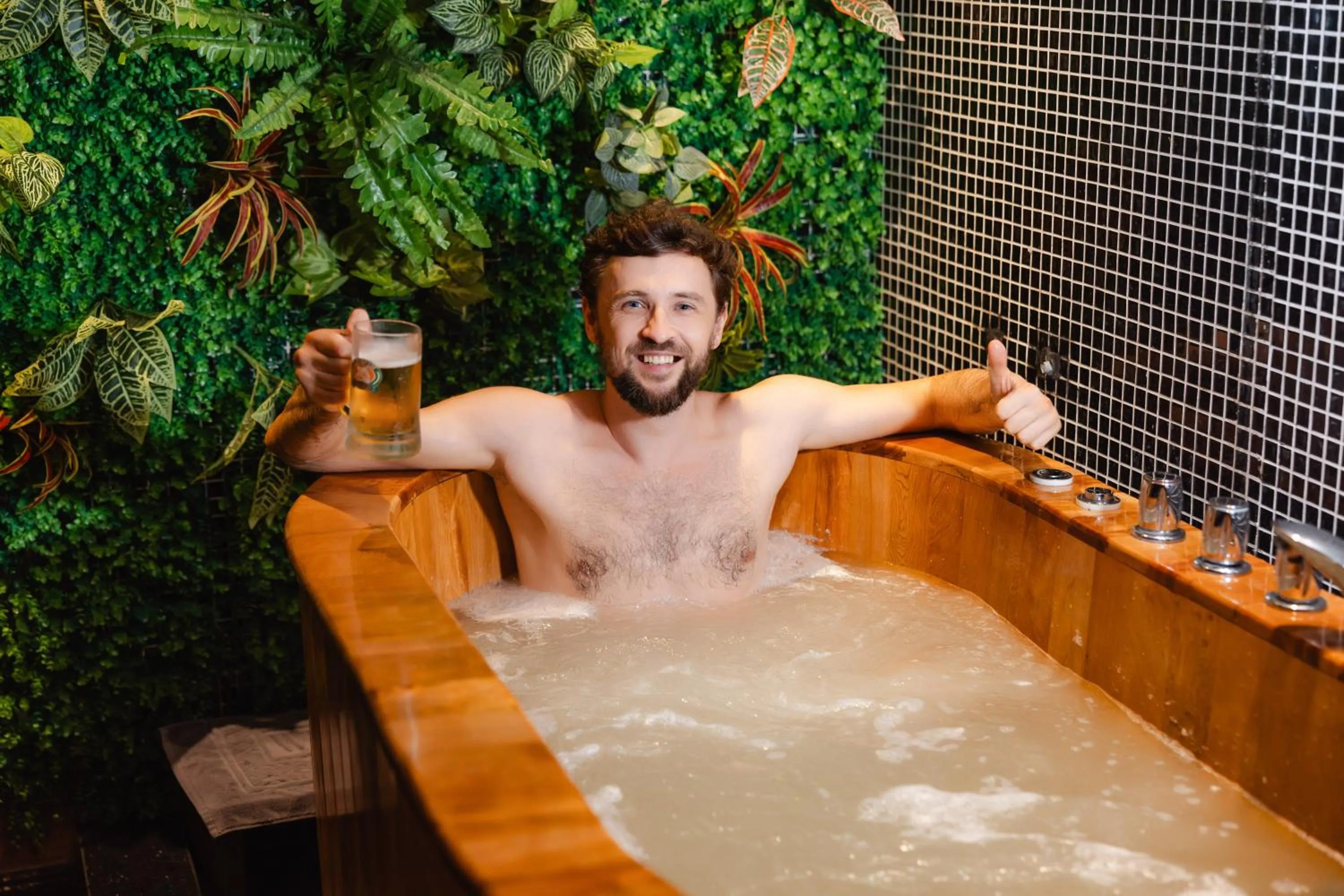 Hot Tub in Hanoi Lion Boutique Hotel & Spa