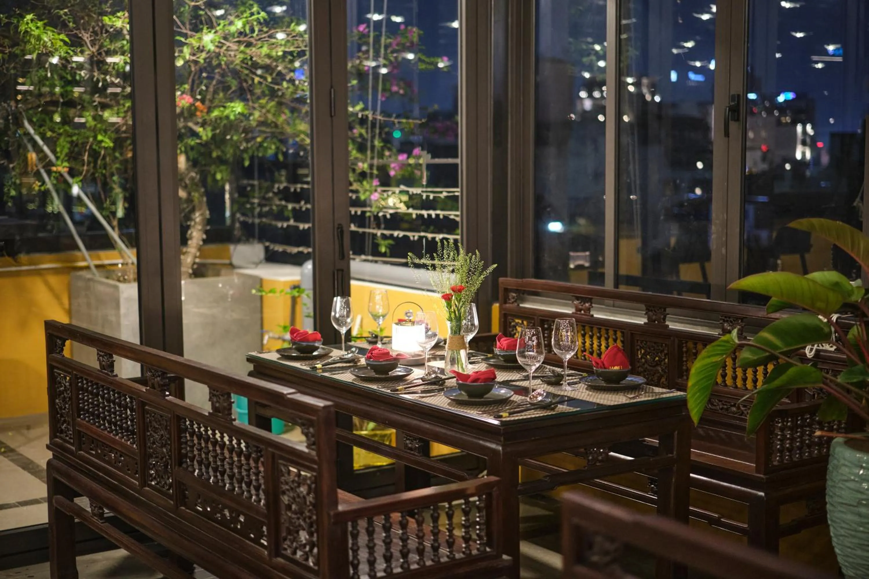 Restaurant/places to eat in Hanoi Lion Boutique Hotel & Spa