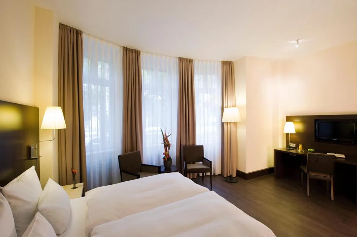 Bedroom, Bed in Villa Hotel Frankfurt by MZ HotelCollection