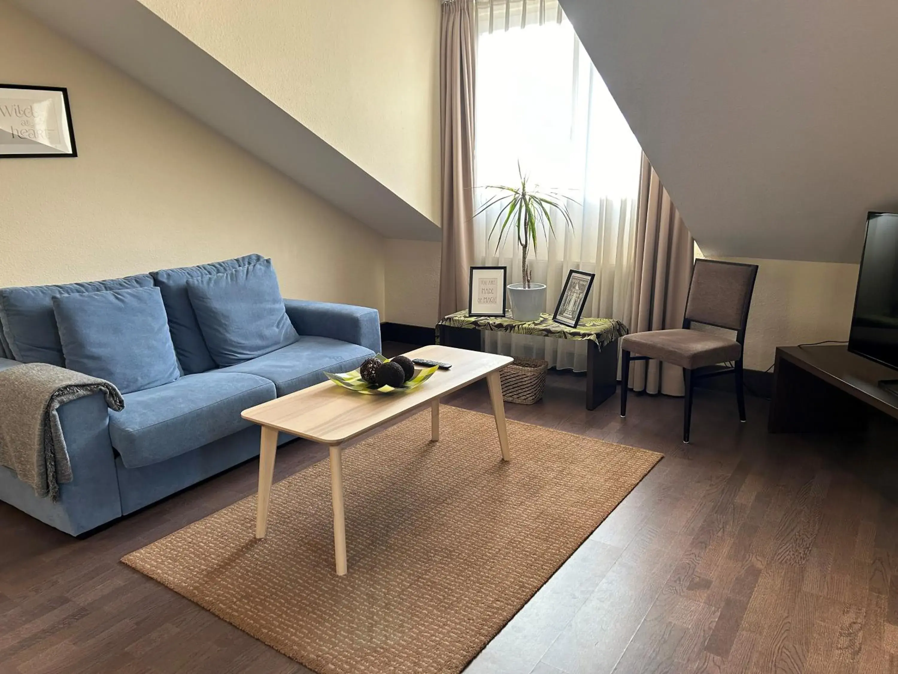 King Suite - single occupancy in Villa Hotel Frankfurt by MZ HotelCollection King Suite - single occupancy in Villa Hotel Frankfurt by MZ HotelCollection