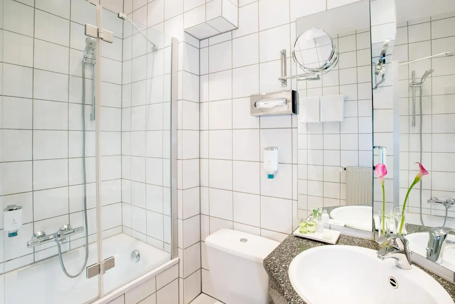 Single Room - single occupancy in Villa Hotel Frankfurt by MZ HotelCollection Single Room - single occupancy in Villa Hotel Frankfurt by MZ HotelCollection