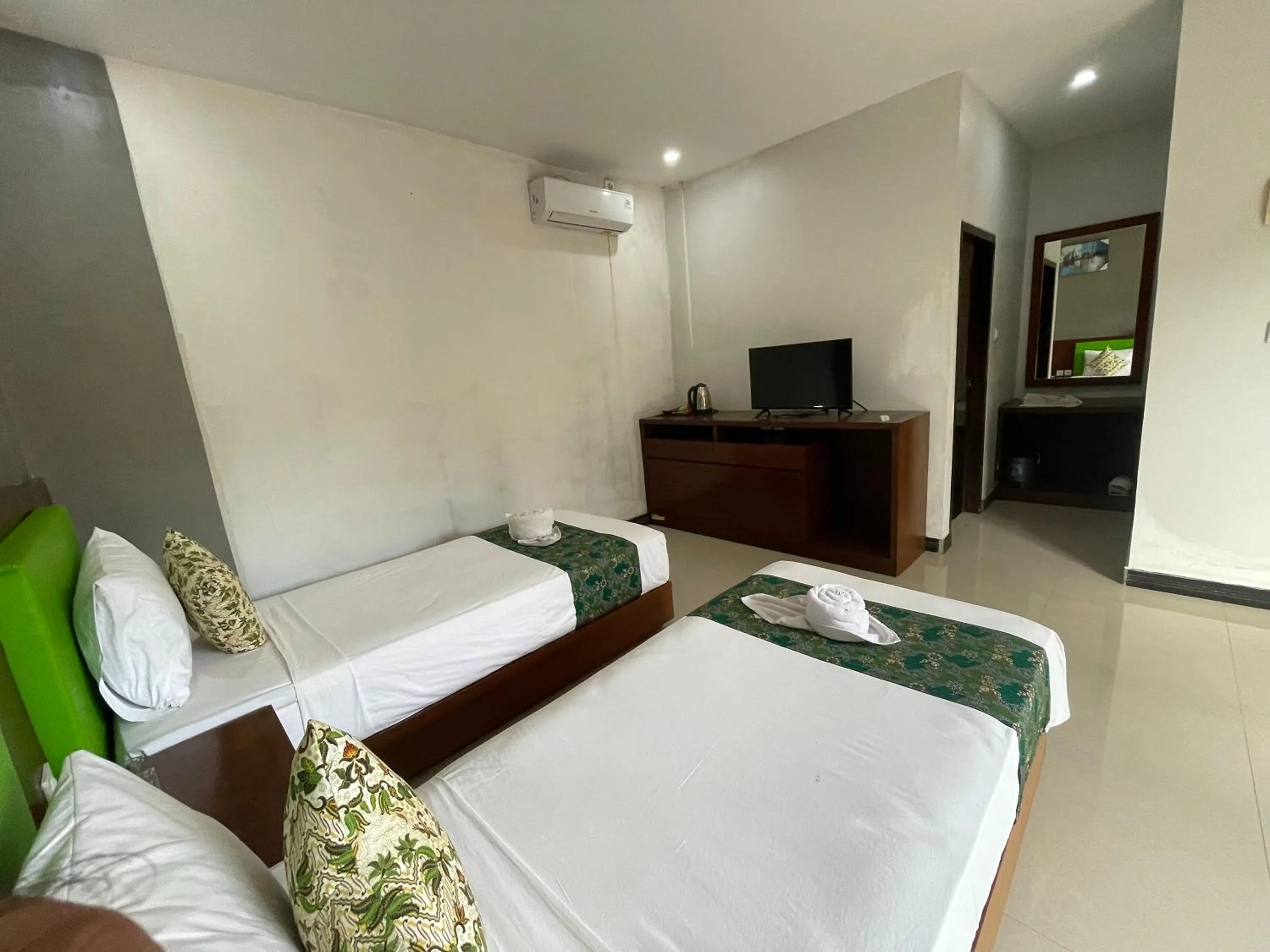 Bedroom, Bed in Melati Resort & Hotel Kuta Lombok