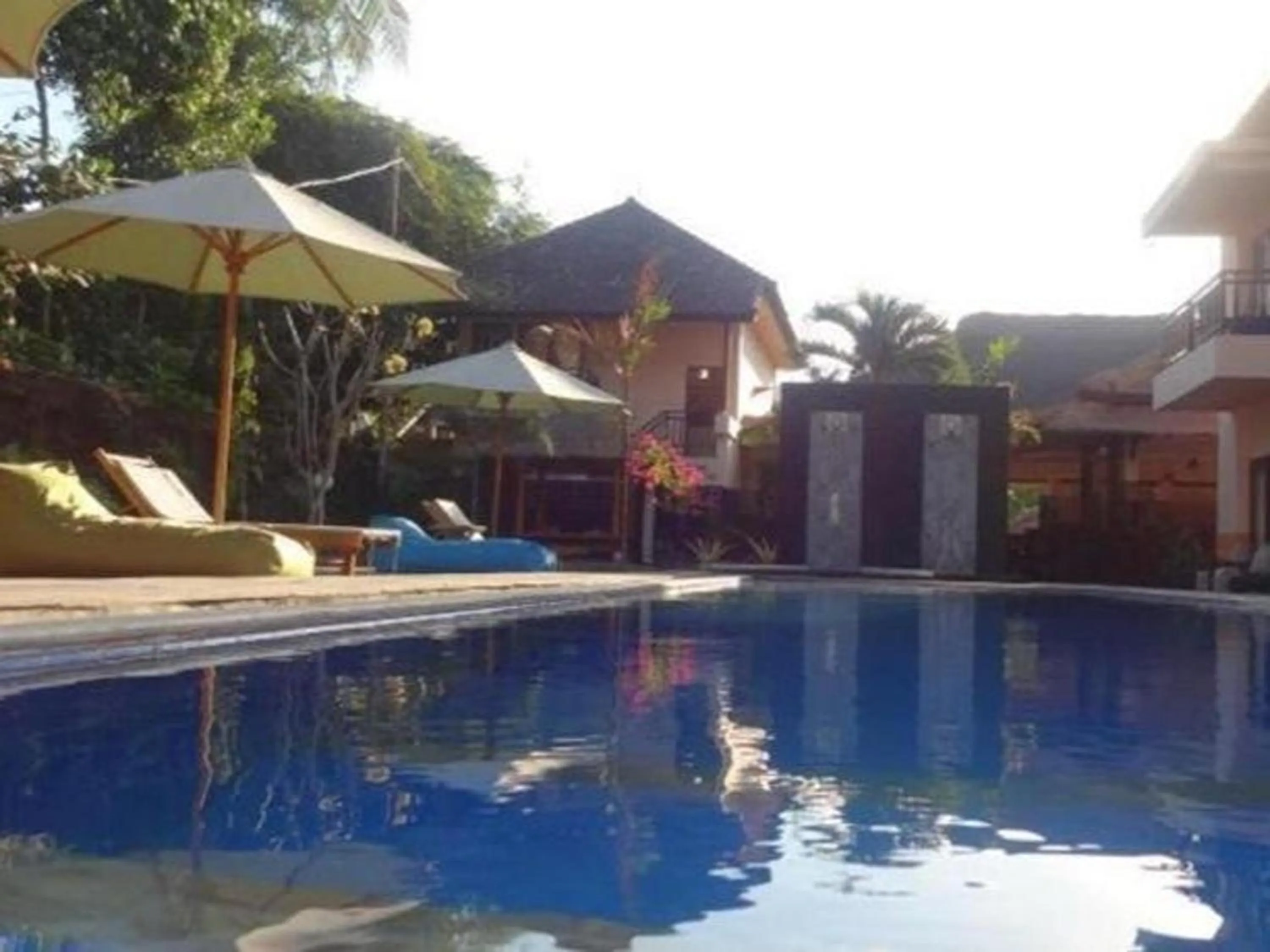 Swimming pool in Melati Resort & Hotel Kuta Lombok