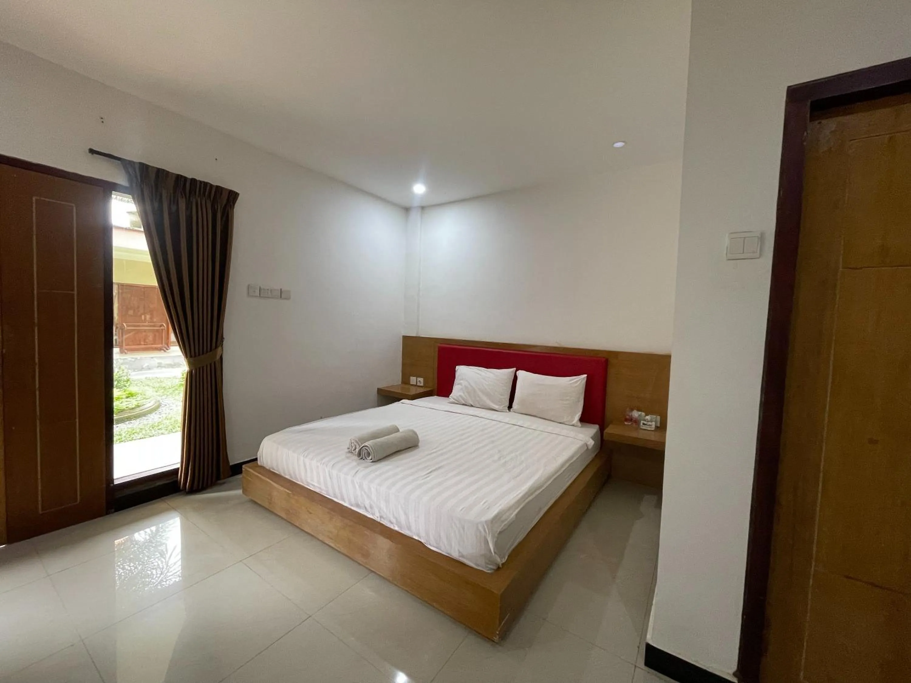 Bedroom, Bed in Melati Resort & Hotel Kuta Lombok