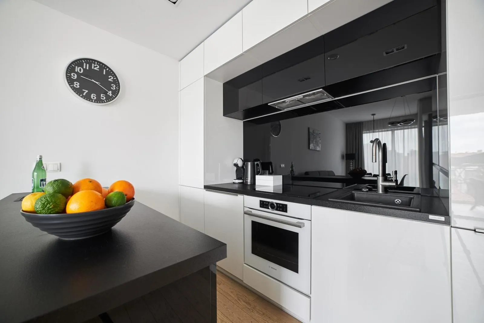 Kitchen or kitchenette in Dune Beach Resort - C