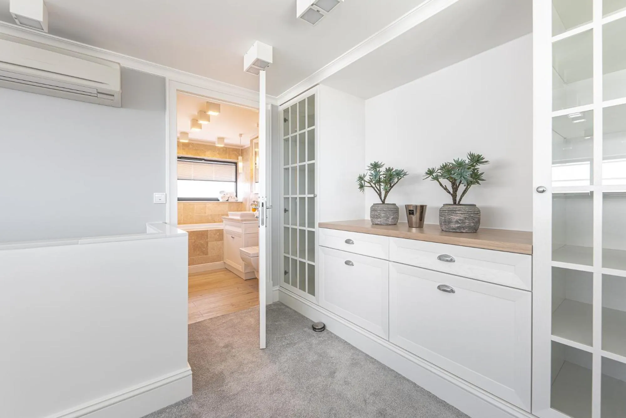 Bathroom in Dune Beach Resort - C