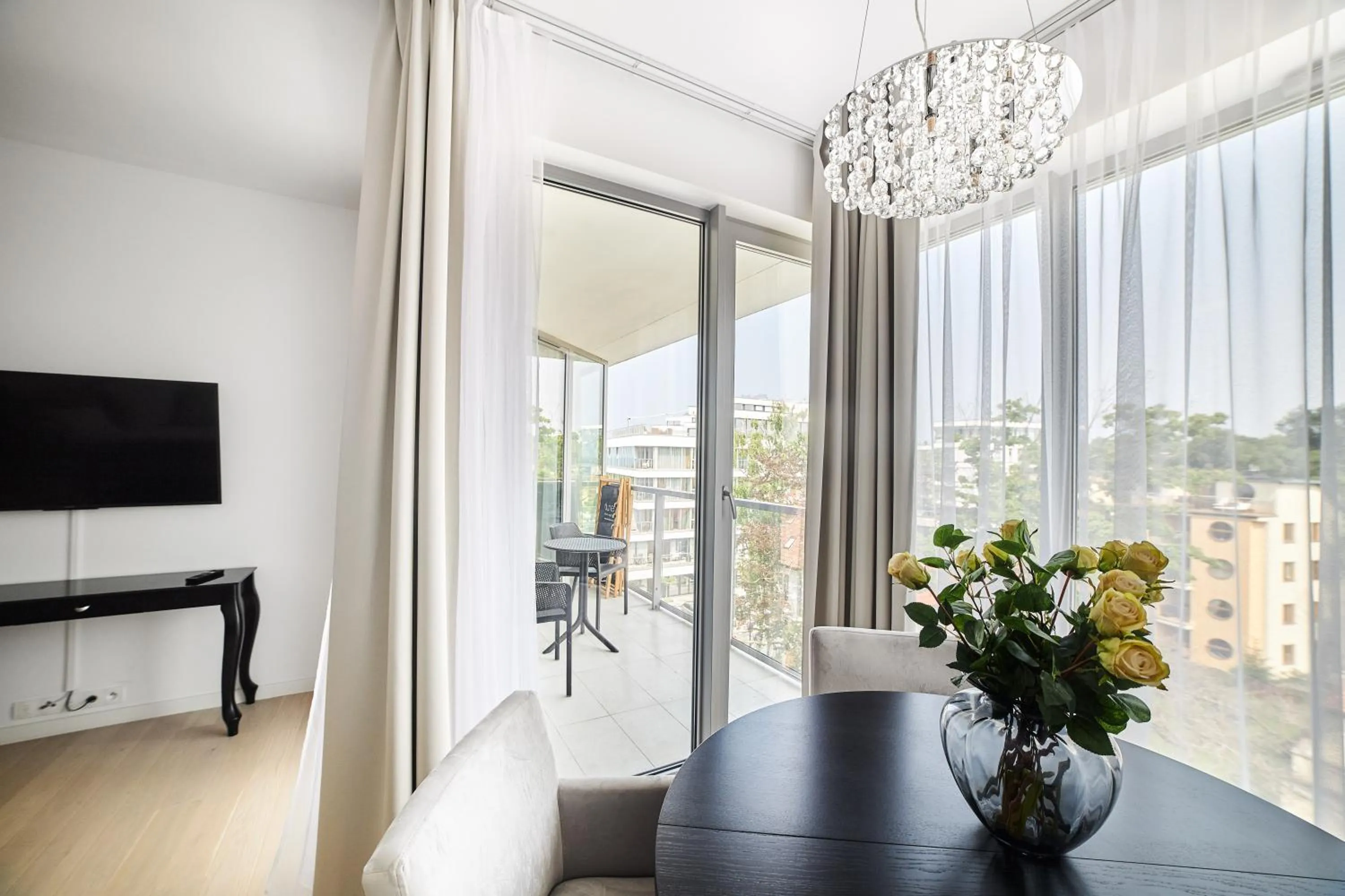 TV and multimedia in Dune Beach Resort - C