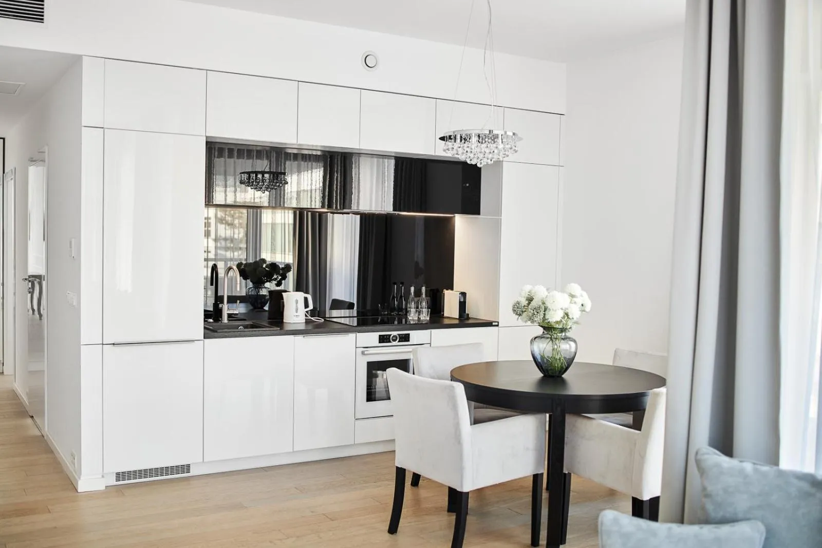 Kitchen or kitchenette in Dune Beach Resort - C