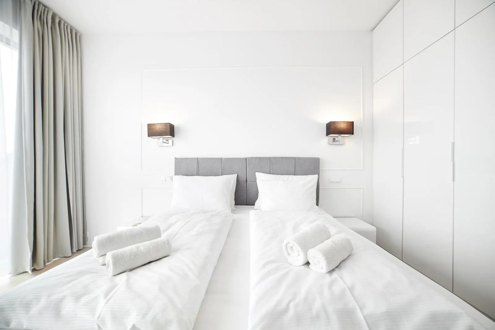 Bed in Dune Beach Resort - C