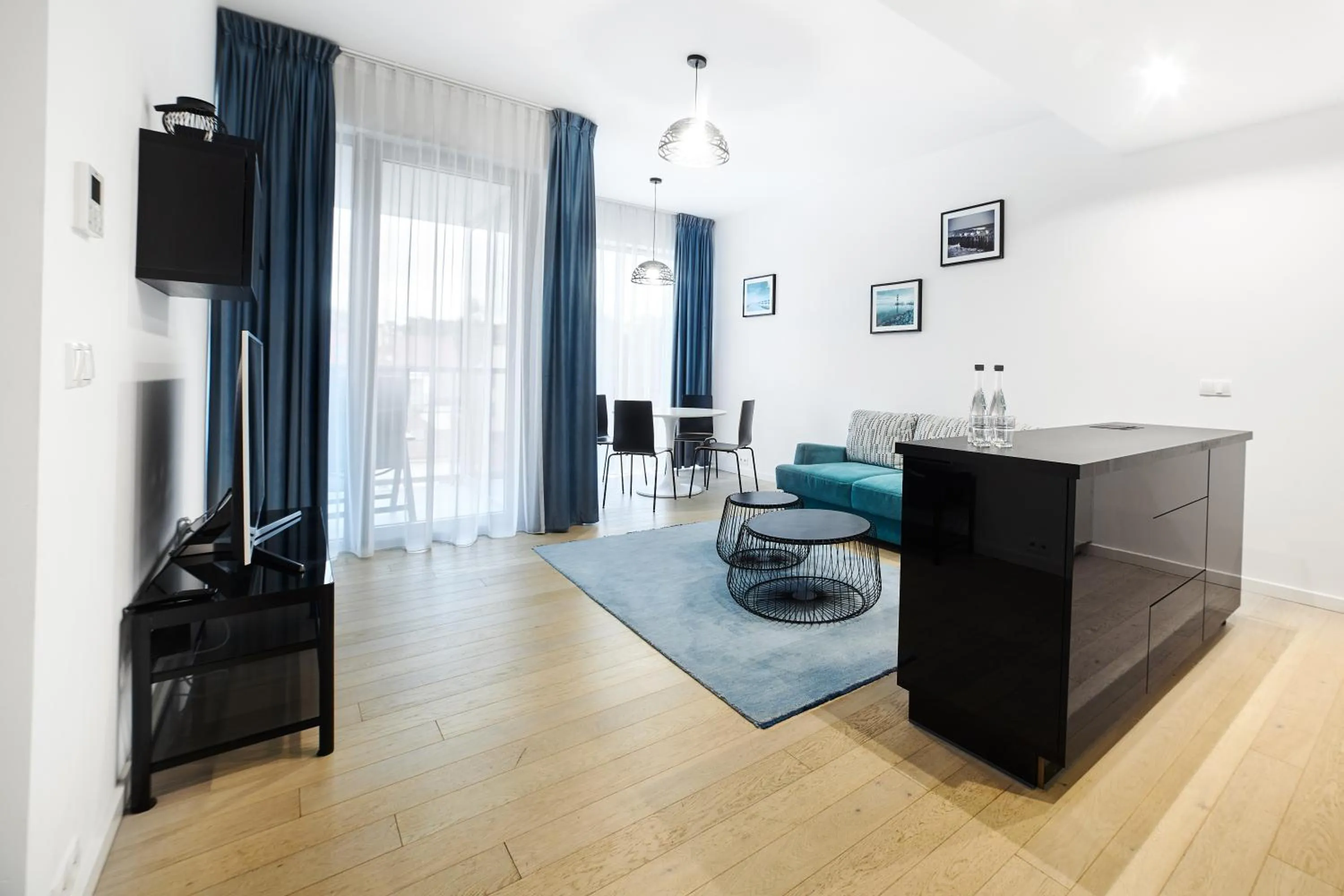 TV and multimedia in Dune Beach Resort - C